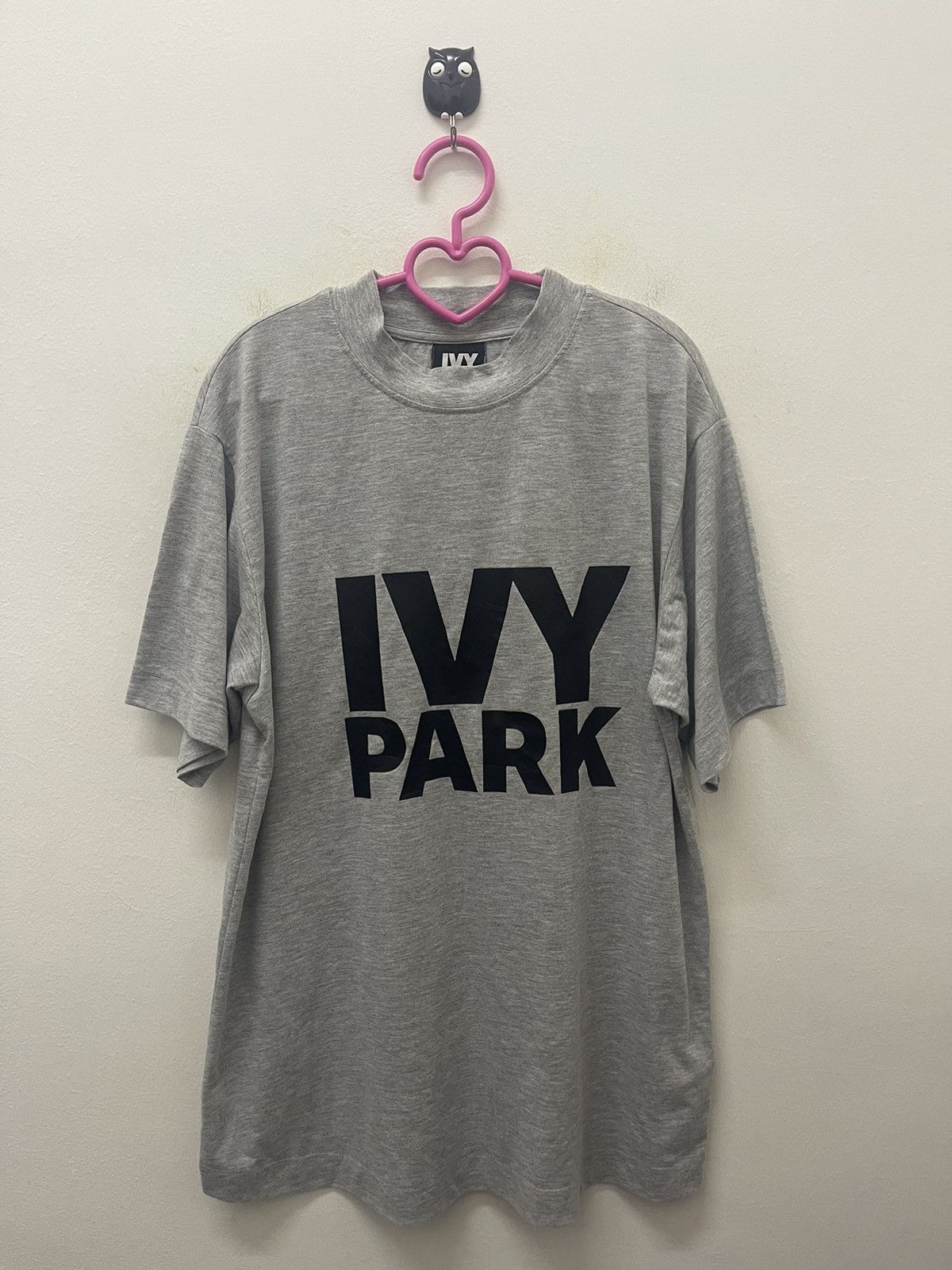 image of Beyonce x Ivy Park Spell Out Oversize Tee in Grey, Women's (Size XS)