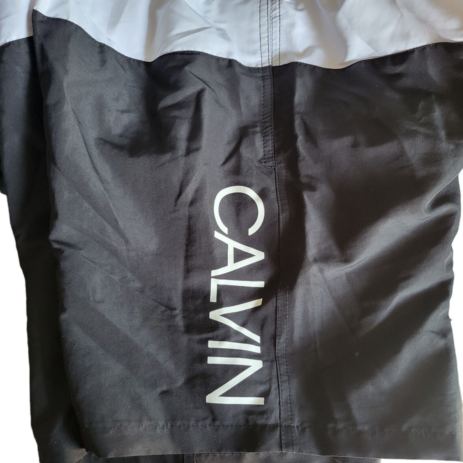 Calvin Klein Men's Calvin Klein Swimwear. Size Medium. Size US 32 / EU 48 - 2 Thumbnail