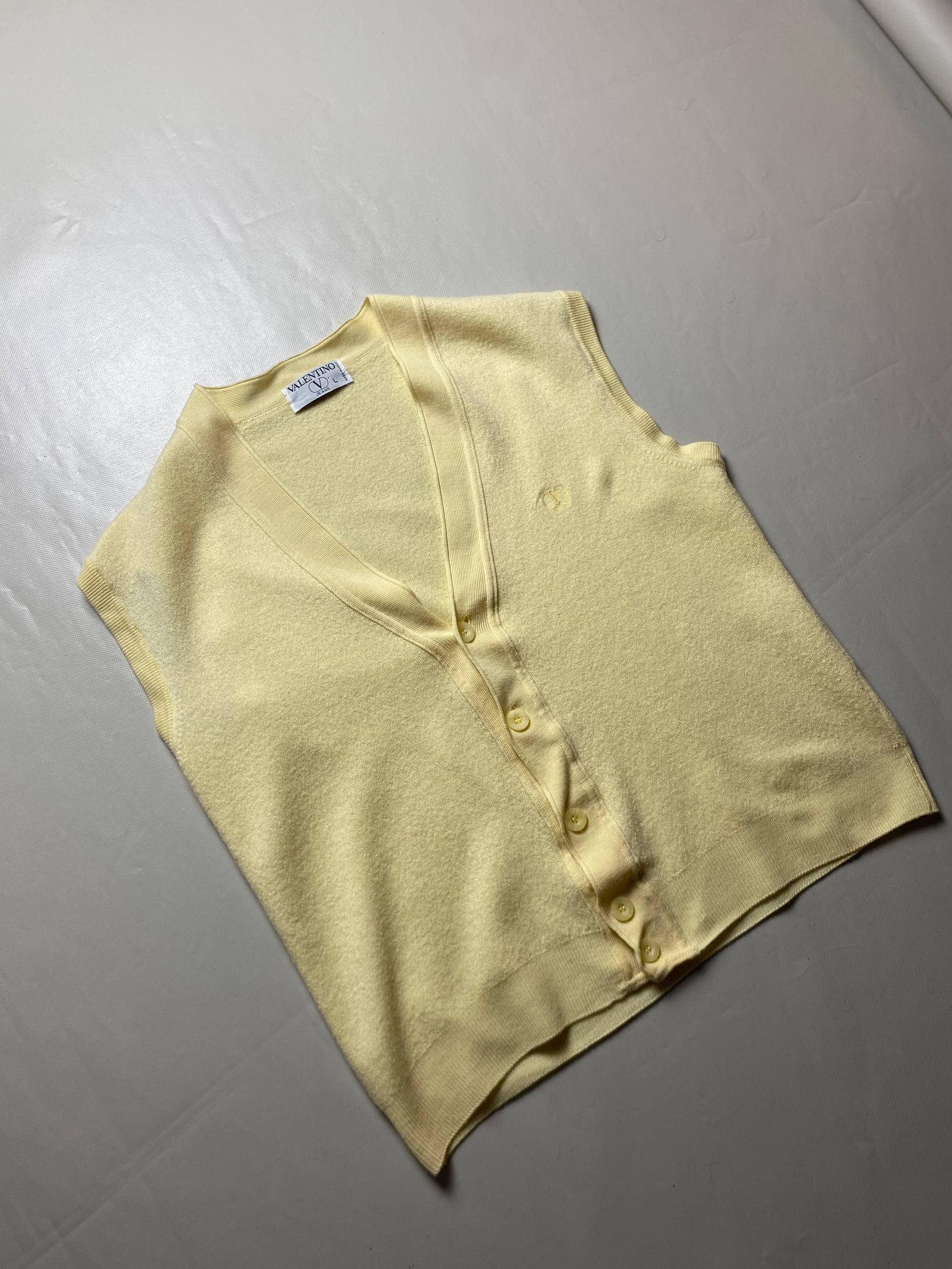 Valentino Vintage Valentino Vest Sweaters Wool Size US L / EU 52-54 / 3 - 1 Thumbnail