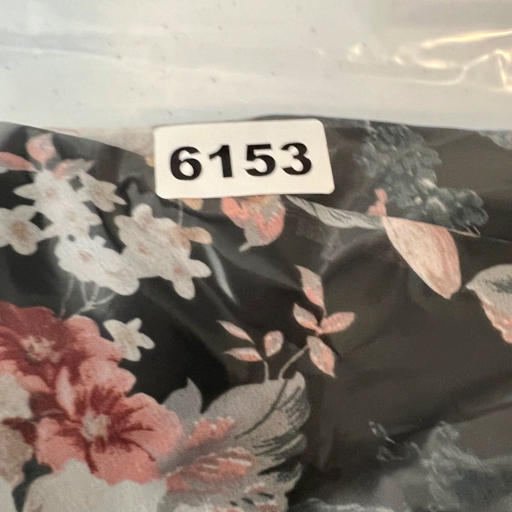 Vintage Windsor Women's Black Floral Maxi Dress Sleeveless Spaghetti Straps V-Neck Size S Adult Womens Slim Party Cocktail Size S / US 4 / IT 40 - 7 Thumbnail