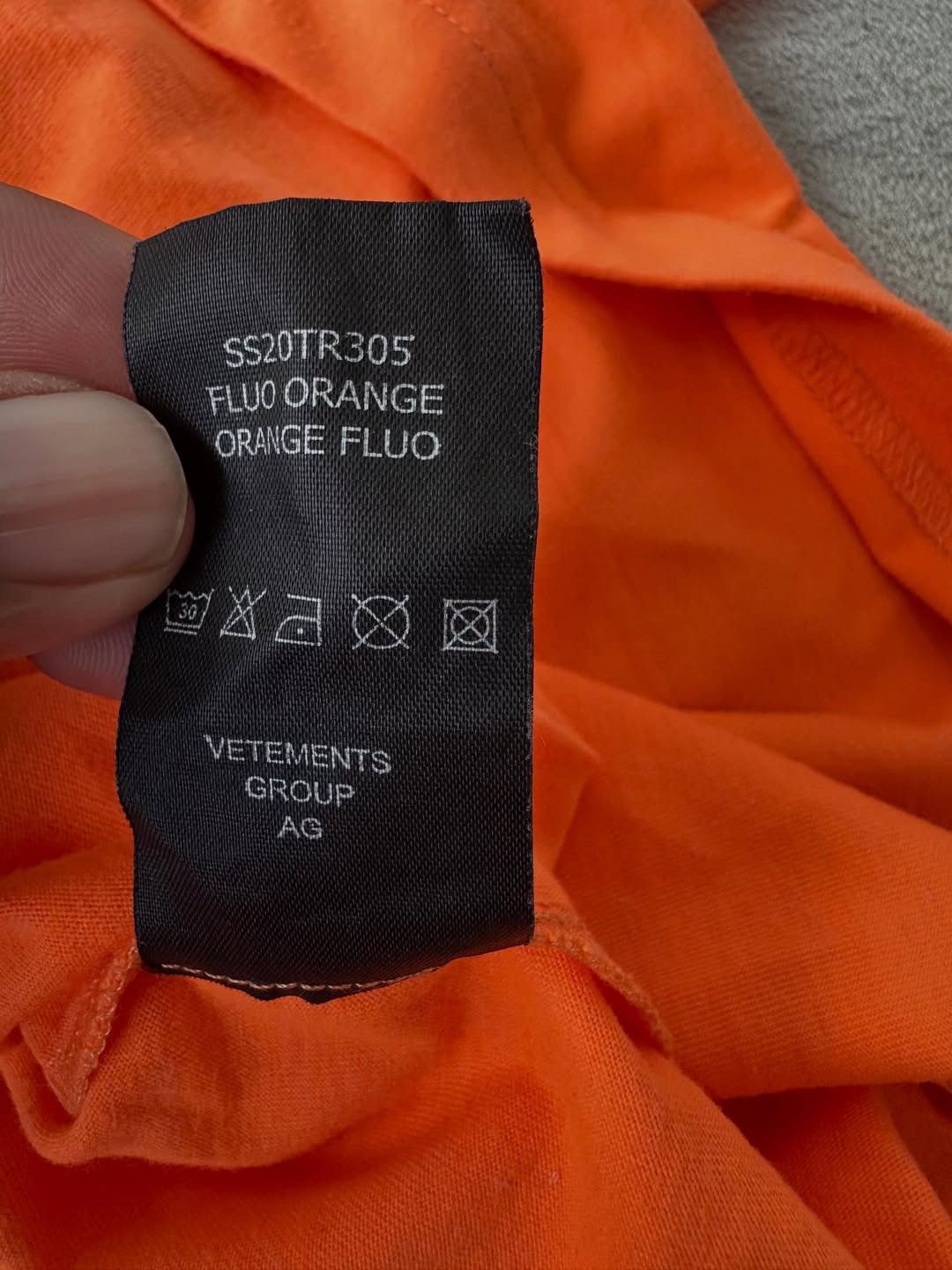 Vetements Priority Mail Tshirt Size US M / EU 48-50 / 2 - 6 Thumbnail