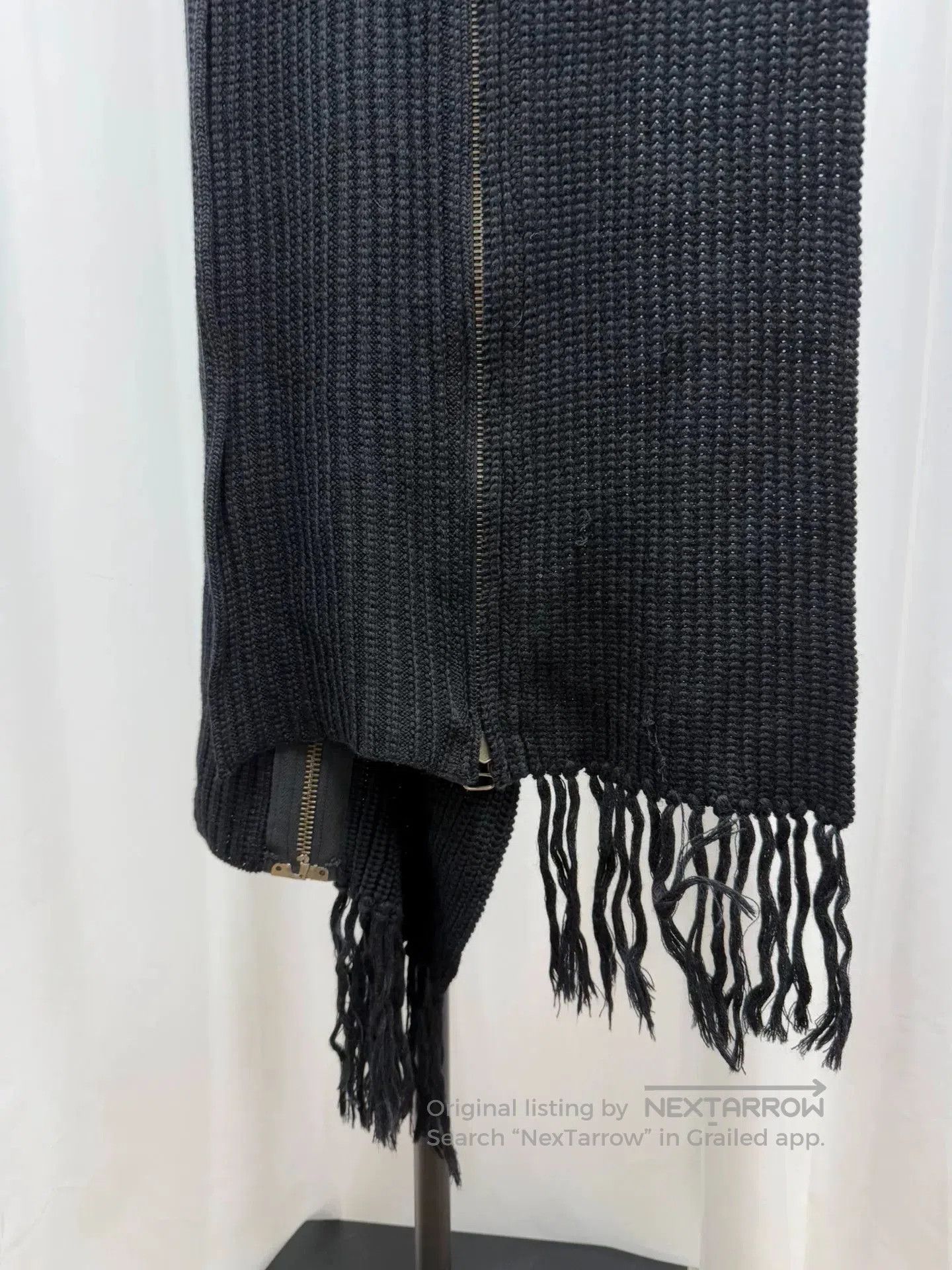 The Viridi-anne Viride Anne Oversized Zip Wool Scarf. Size ONE SIZE - 3 Thumbnail
