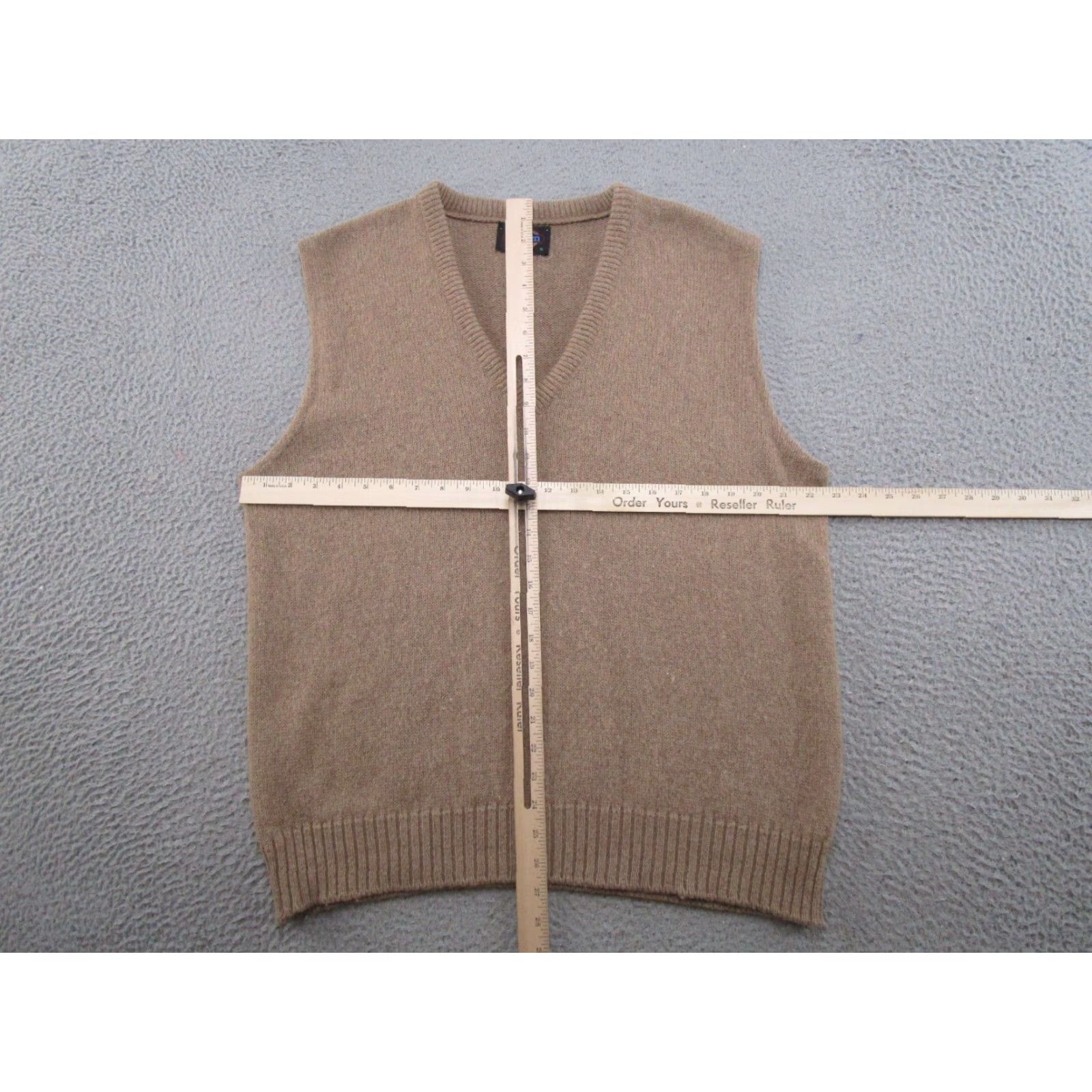 Jantzen VINTAGE Jantzen Sweater Vest Shirt XL Brown Wool Knit 90s Golf Mens Accessories Button V-Neck Autumn Winter Fall Spring USA Made Size US XL / EU 56 / 4 - 3 Thumbnail