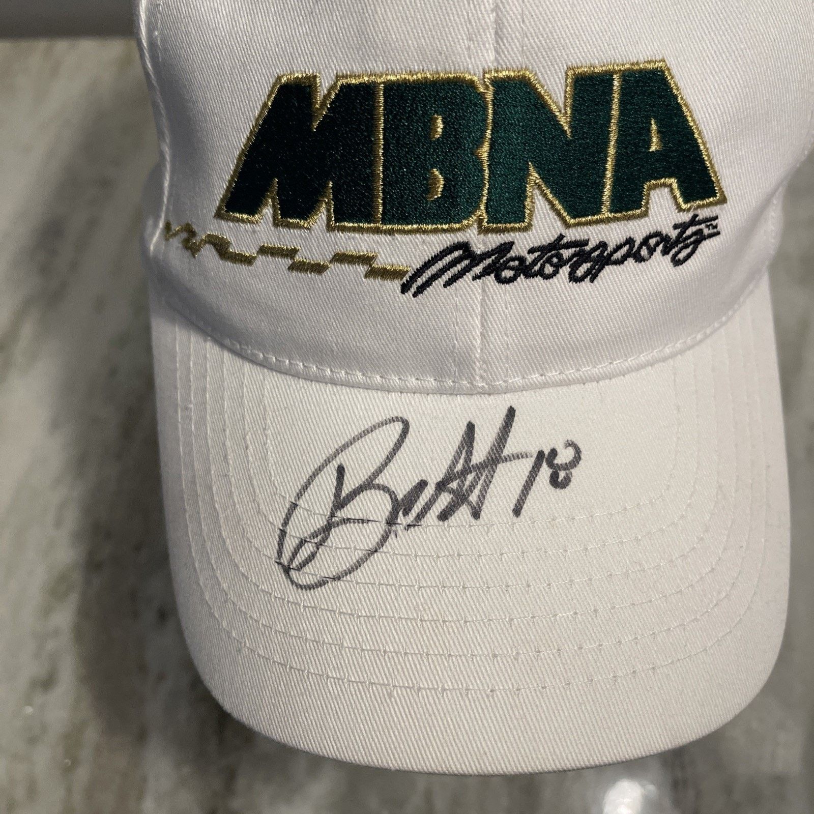Vintage Bobby Labonte SIGNED #18 MBNA Racing Hat Rare Size ONE SIZE - 4 Thumbnail