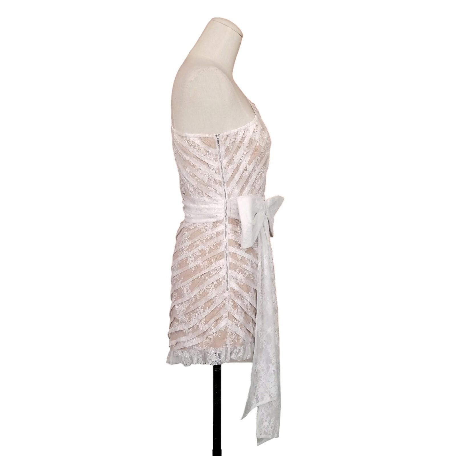 For Love & Lemons For Love & Lemons Dynasty White Lace One-Shoulder Mini Dress Size XS / US 0-2 / IT 36-38 - 6 Thumbnail