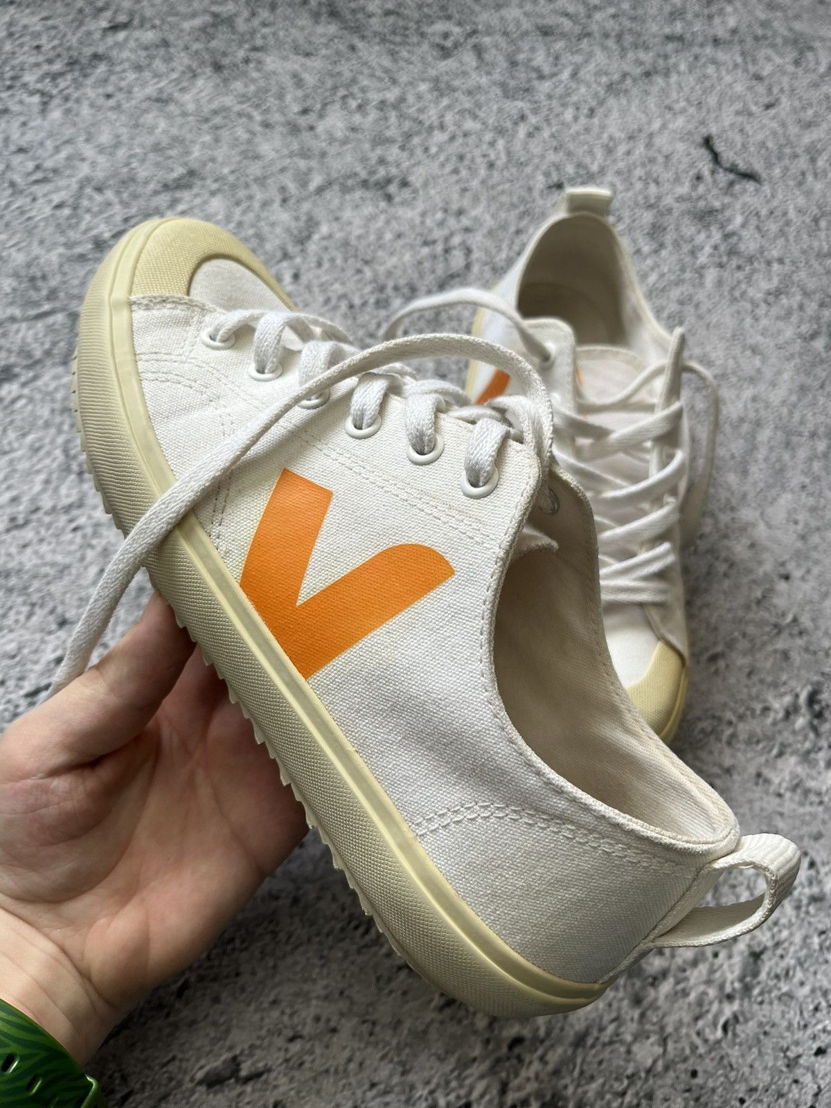 Veja Veja Nova Trainers White Ouro F Size US 6.5 / EU 39-40 - 3 Thumbnail