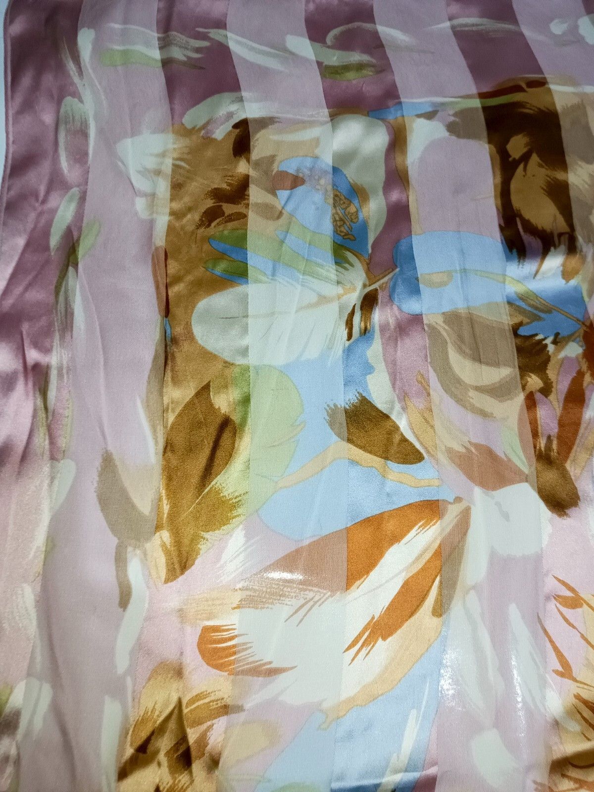 Pierre Balmain PIERRE BALMAIN PARIS Flowers Pink Gold Vintage Silk Scarf Size ONE SIZE - 10 Thumbnail