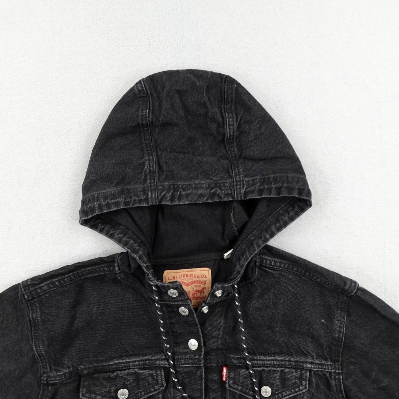 Levi's Levis Jacket Womens Small Black Denim Jean Hooded Cropped Trucker Coat Snap Up Size 28" / US 6 / IT 42 - 2 Thumbnail