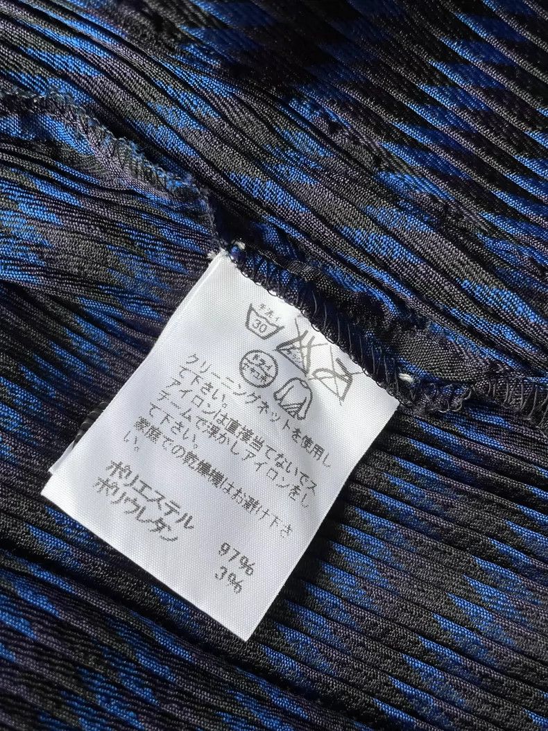 Issey Miyake Issey Miyake size:2 Blue main line 3D stereoscopic pleated Size M / US 6-8 / IT 42-44 - 9 Thumbnail