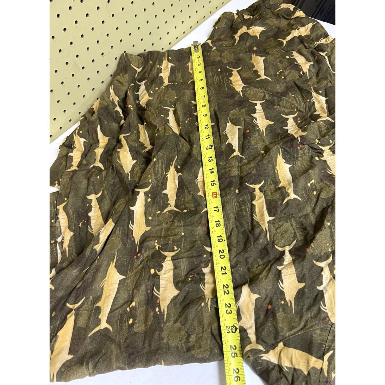J Brand VINTAGE Old Maui Brand Hawaiian Shirt Men L DK. Olive Green Rayon Button-Up Short Sleeve Tropical Fish Pattern Size US L / EU 52-54 / 3 - 4 Thumbnail