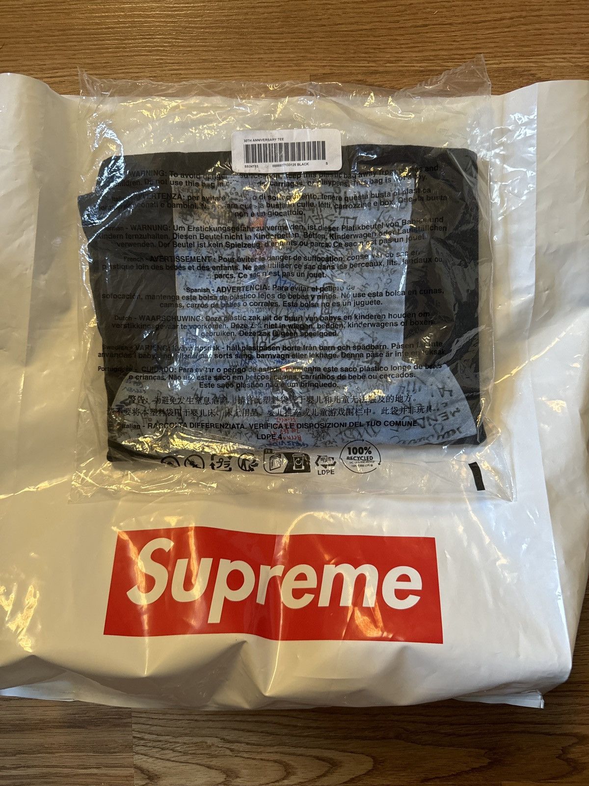 Supreme 30th anniversary Size US S / EU 44-46 / 1 - 2 Thumbnail