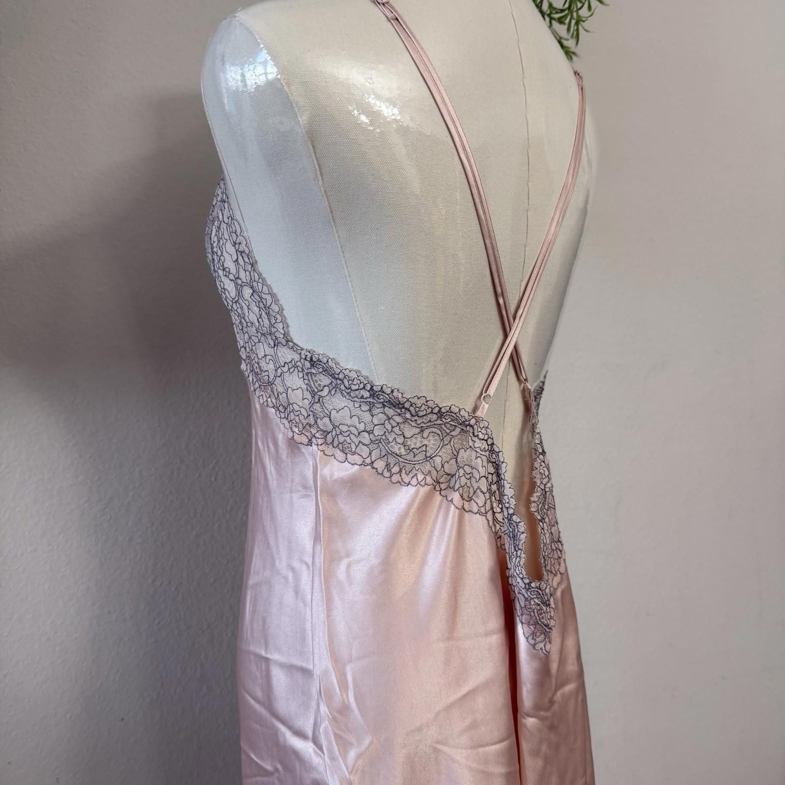 Designer Victoria Secret Lace Slip L Size ONE SIZE - 5 Thumbnail