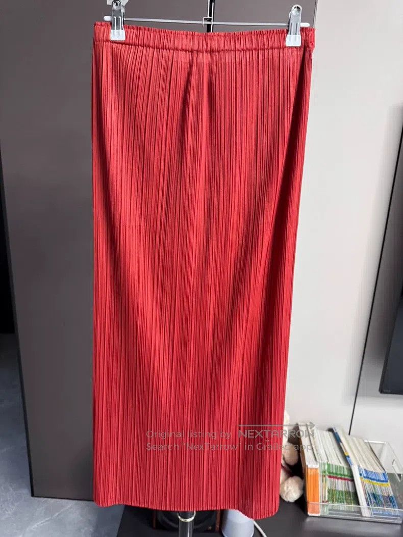 Issey Miyake Issey Miyake size:5 Bright Orange Midi Skirt Size 22" - 2 Thumbnail