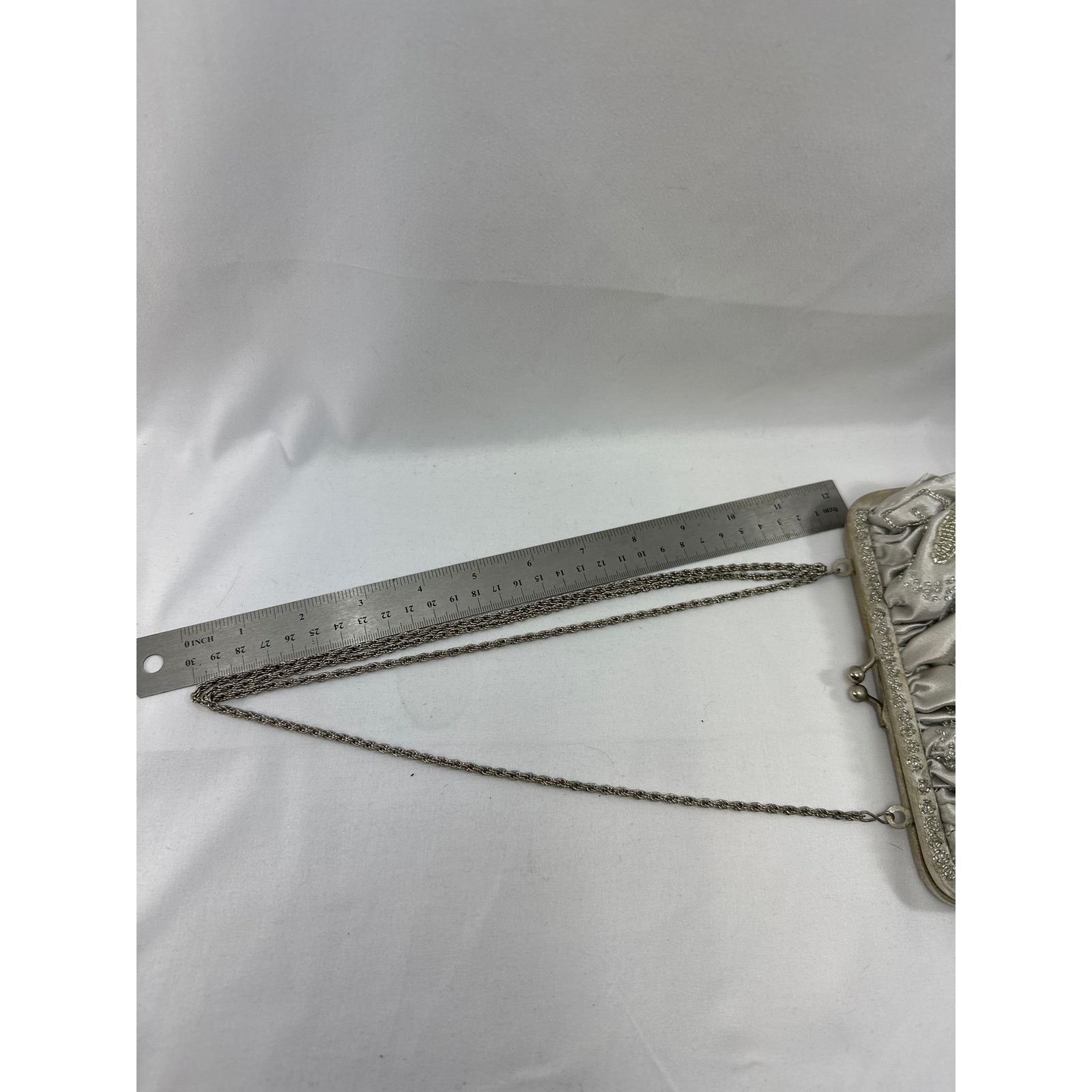 Other La Regale Seed Bead Silver Clutch Purse Bag Small VTG Size ONE SIZE - 6 Thumbnail
