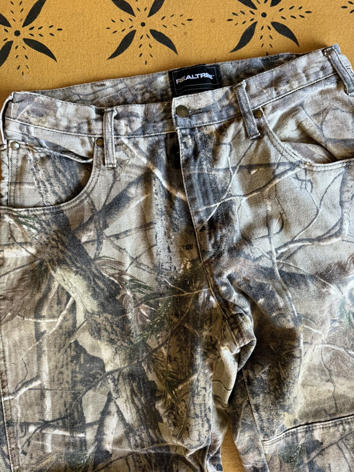 Vintage Vintage Realtree Camo Double Knee Jeans Hunting Pants Size US 32 / EU 48 - 2 Thumbnail