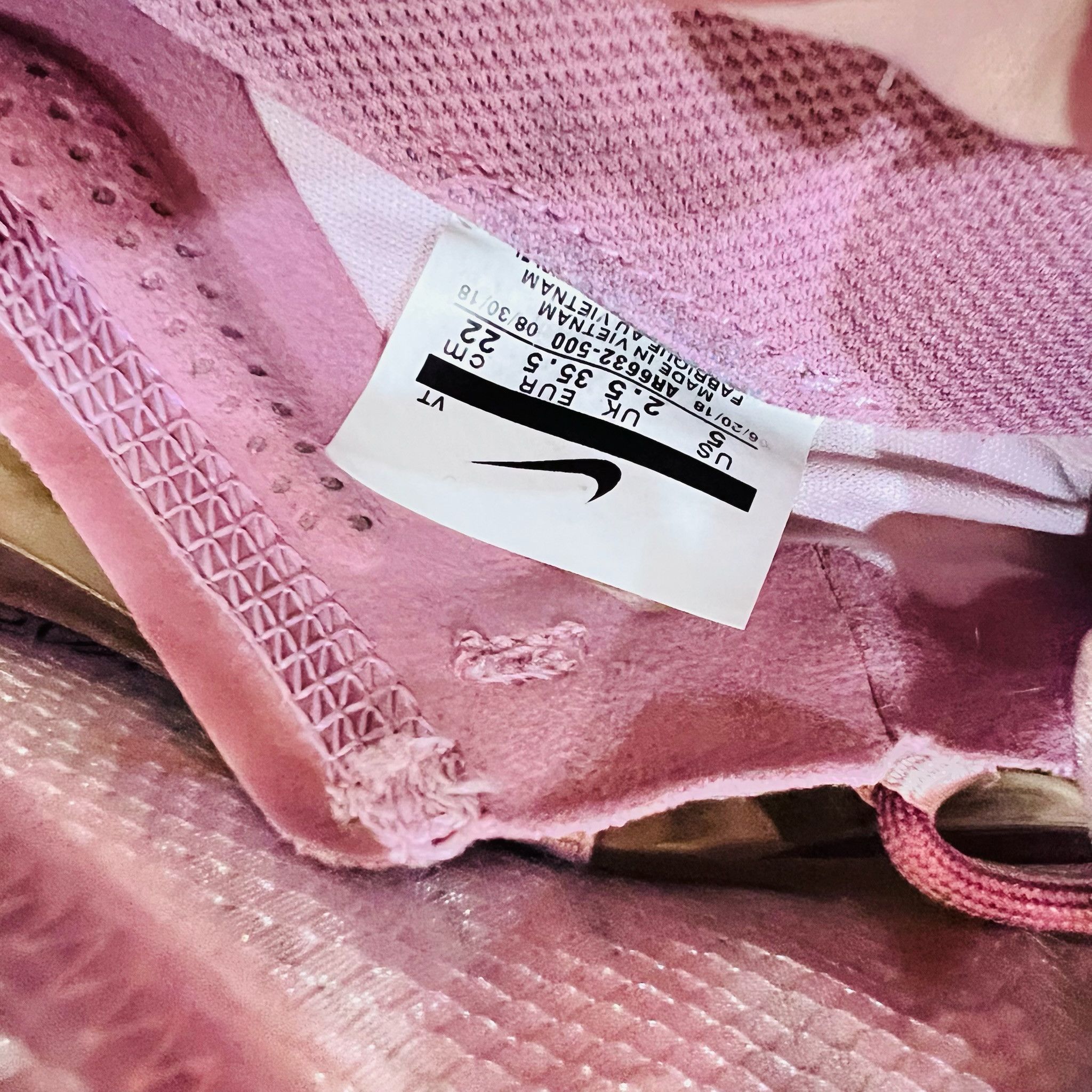 Nike W Nike Air Vapormax 2019 Soft Pink AR6632-500 Size US 5 / IT 35 - 7 Thumbnail