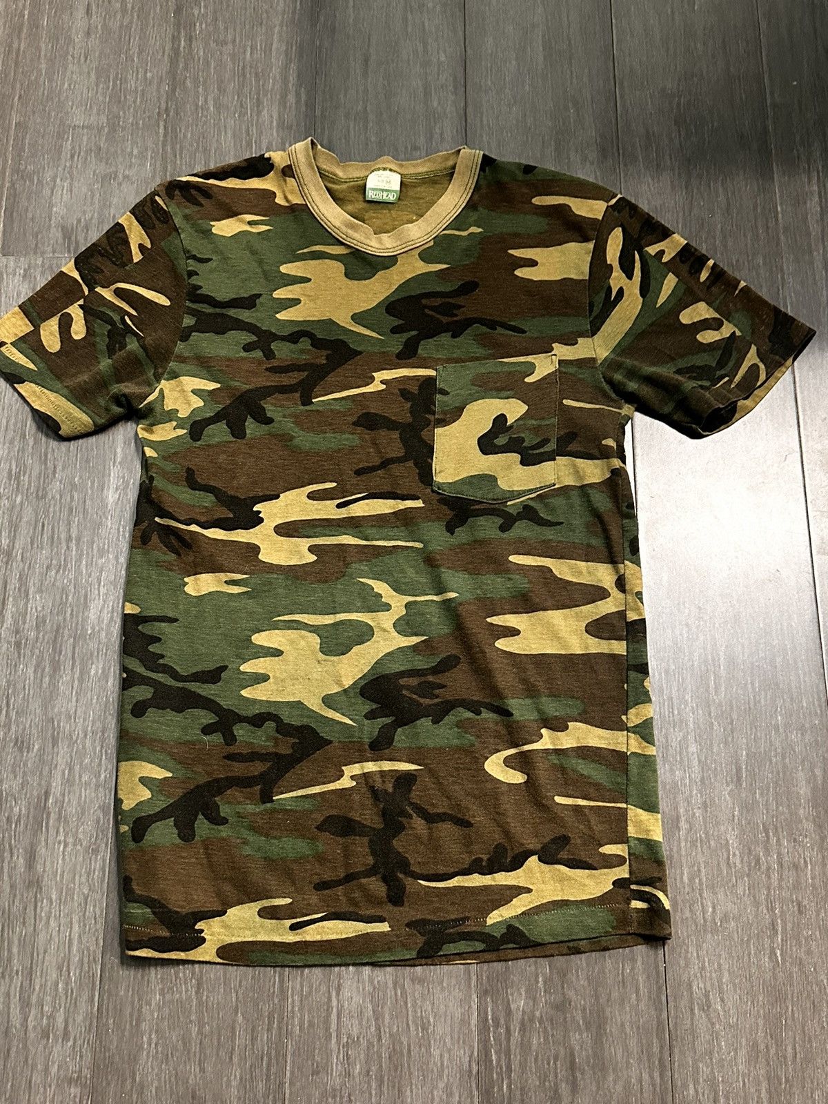 Redhead × Vintage Vintage camo tshirt Size US M / EU 48-50 / 2 - 8 Thumbnail