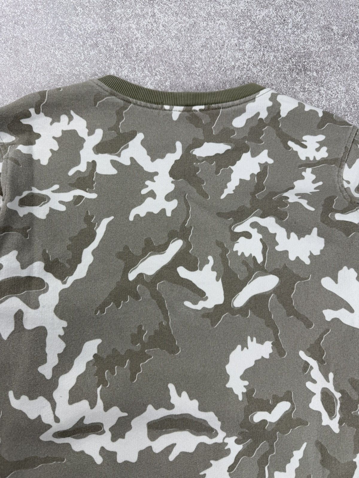 Stone Island Stone Island Junior Camo Print Crewneck Sweatshirt Size 10 Size US XXS / EU 40 - 13 Thumbnail