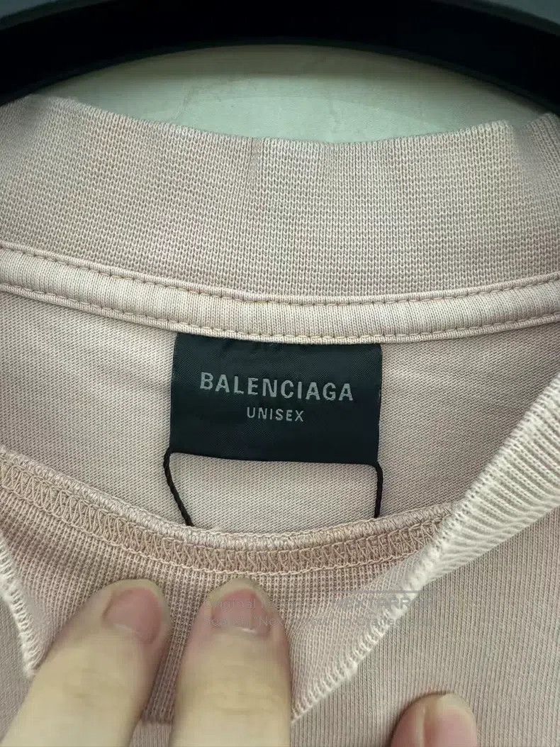 Balenciaga Balenciaga Pink Letter Short Sleeve Size US L / EU 52-54 / 3 - 3 Thumbnail