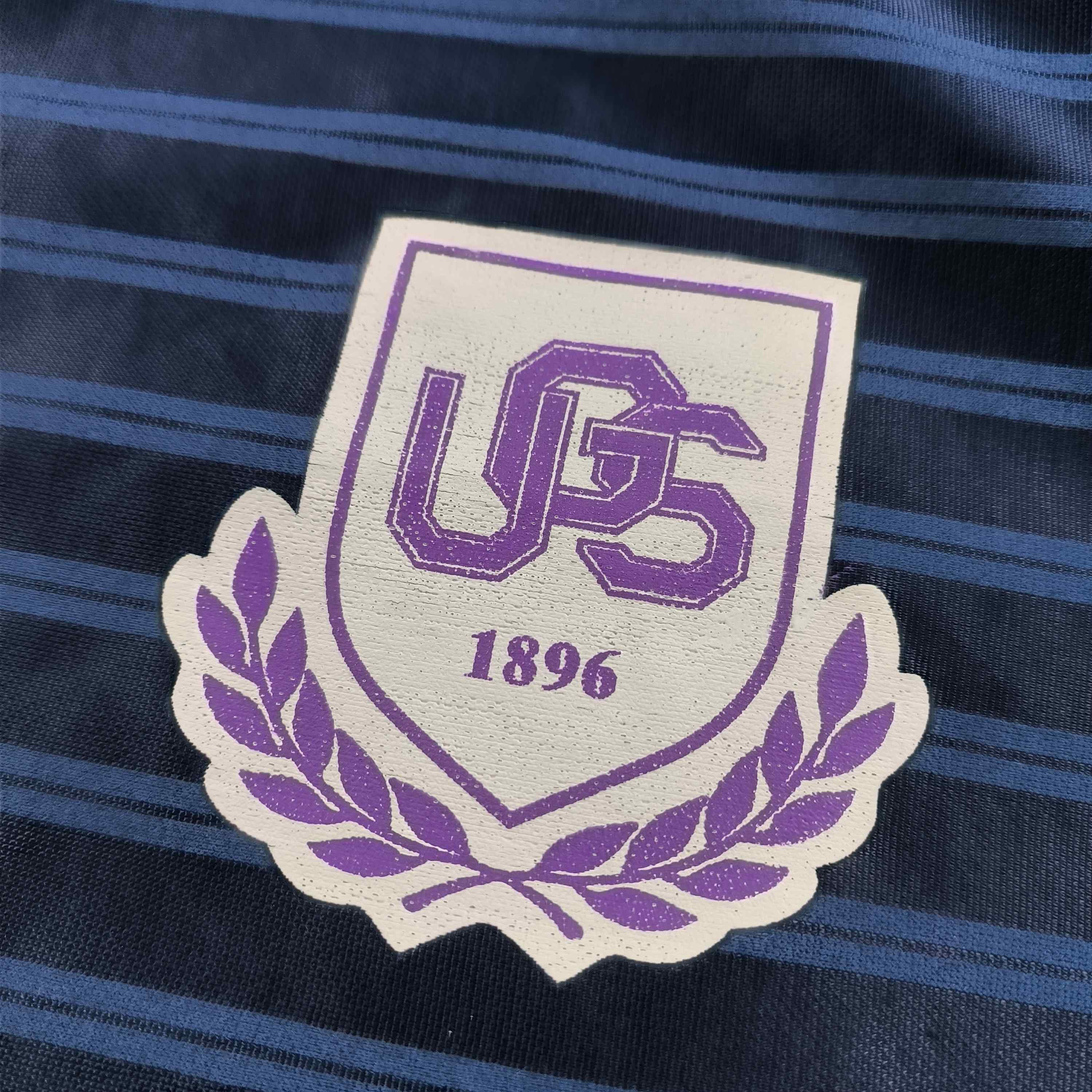 Nike Urania Geneve Sport 2000-02 Nike home #4 football jersey L Size US L / EU 52-54 / 3 - 4 Thumbnail