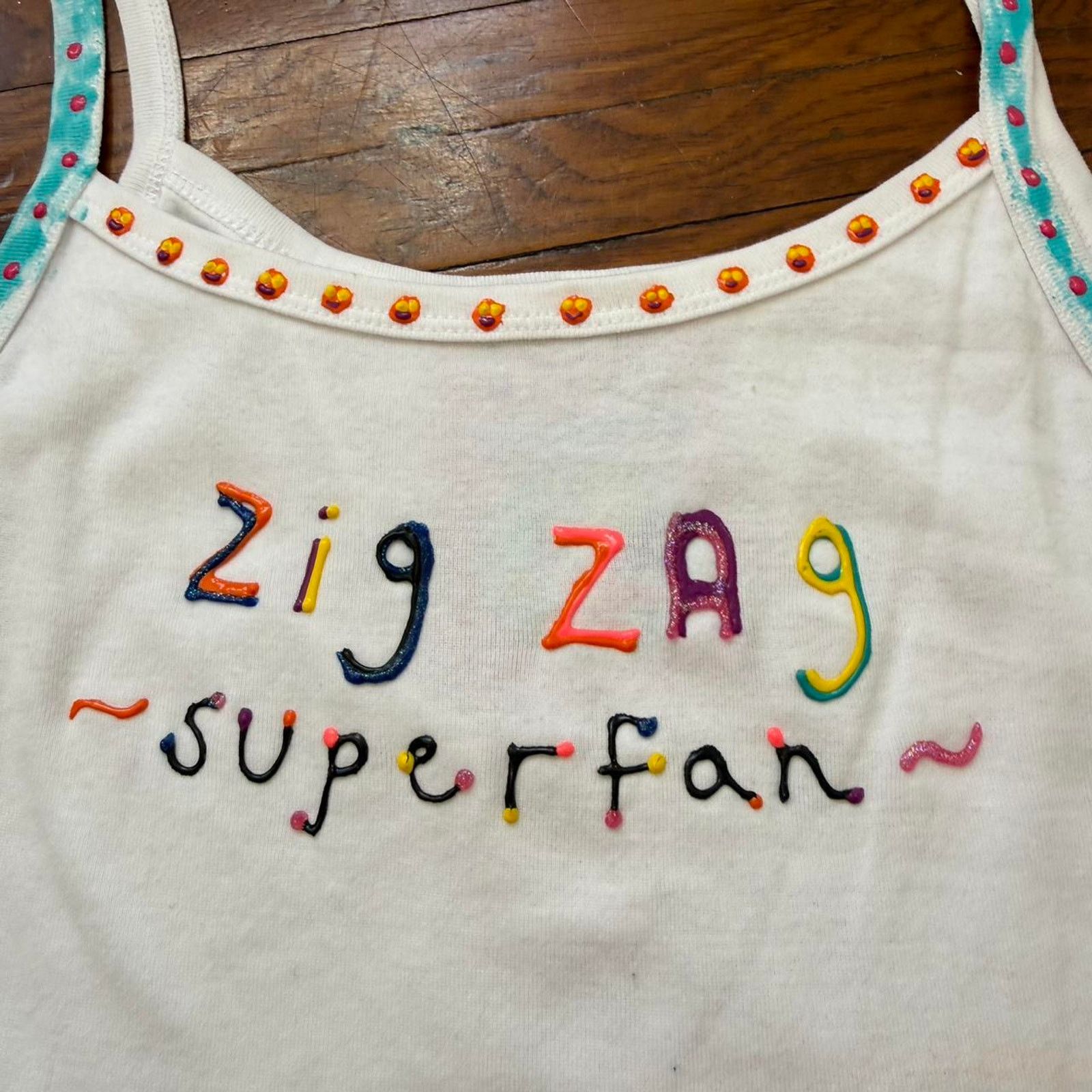 Los Angeles Apparel y2k graphic baby tee spaghetti tank zig zag superfan ✦ Size M / US 6-8 / IT 42-44 - 5 Thumbnail