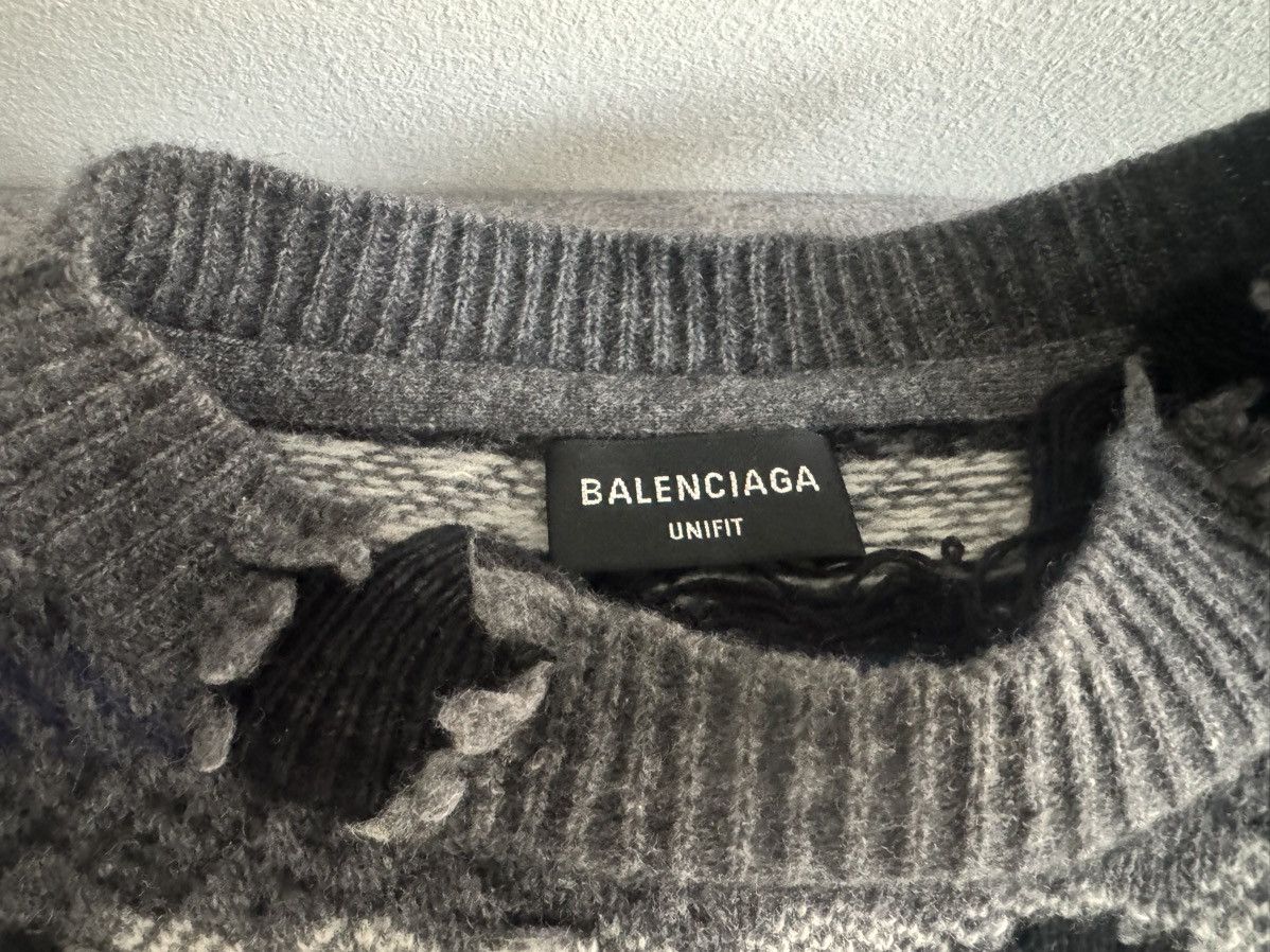 Balenciaga Balenciaga destroyed sweater Size US S / EU 44-46 / 1 - 2 Thumbnail