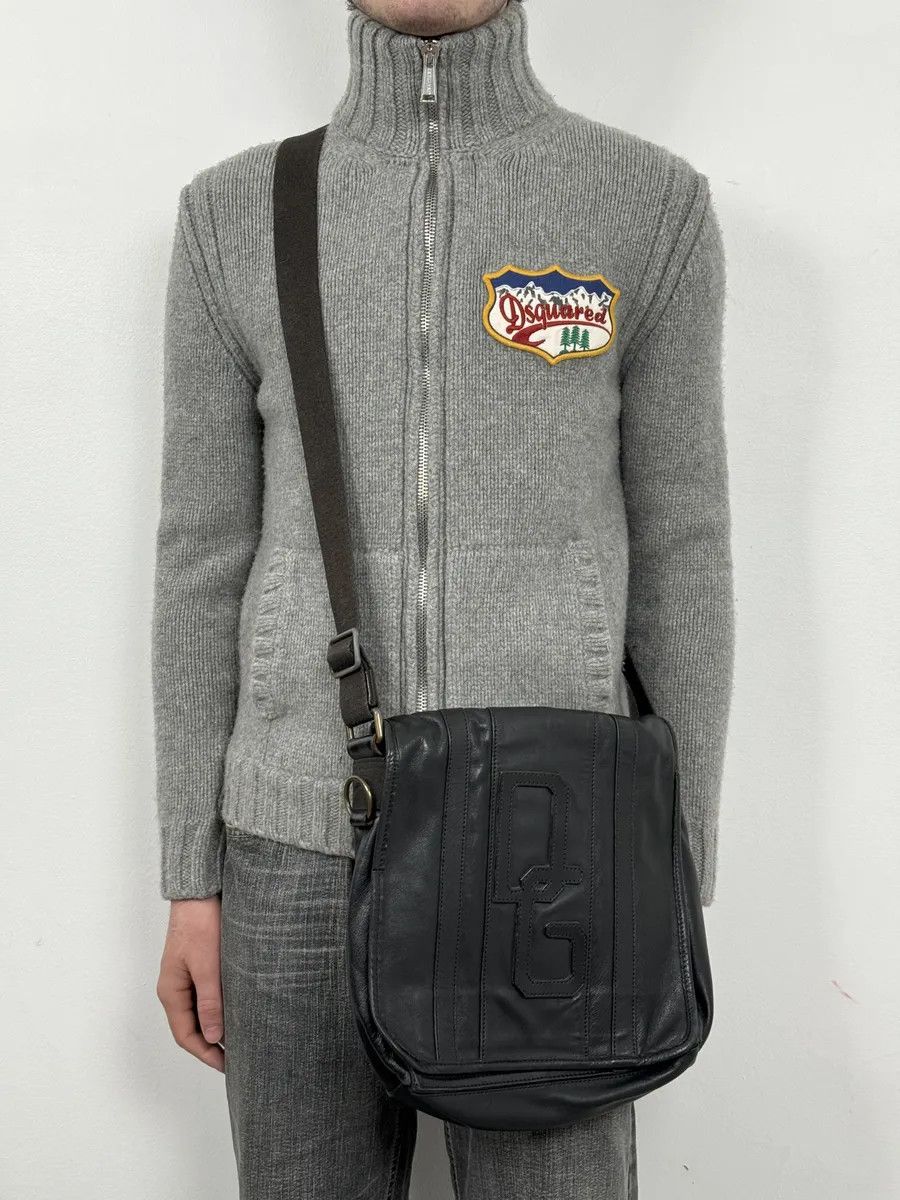 Dolce & Gabbana 2000s Dolce & Gabbana Black Leather Shoulder Bag Size ONE SIZE - 2 Thumbnail