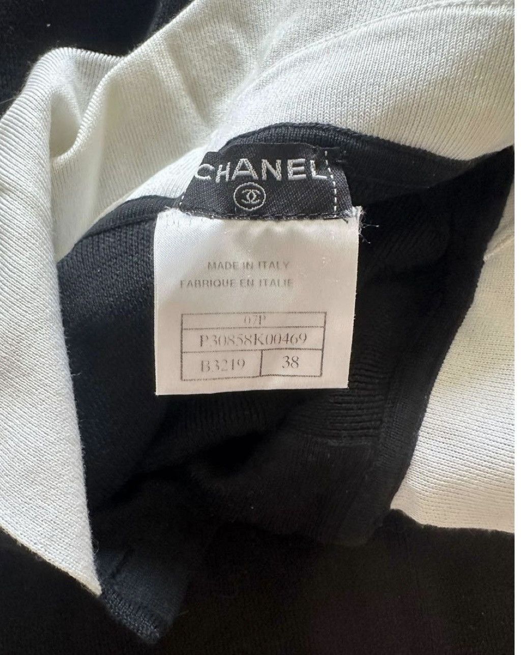 Chanel Chanel knit cardigan Size S / US 4 / IT 40 - 2 Thumbnail
