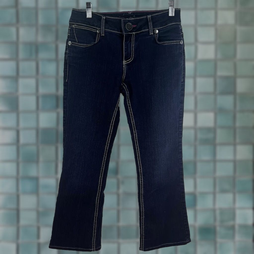 Wrangler Wrangler Western Stitched Denim Jeans Womens 3/4 Jeans Bootcut Blue 29 Inseam 27in 10 (3/4) XS? Size 26" / US 2 / IT 38 - 1 Thumbnail