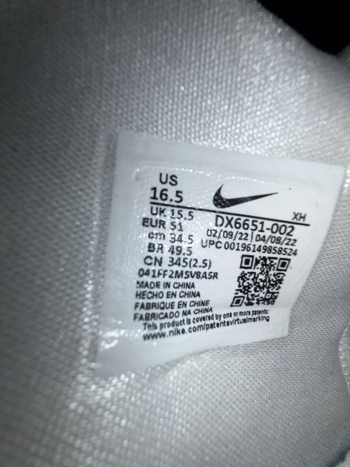 Nike SIZE 16.5!! Nike Kyrie 5 TB Promo (players only) Black NEW!! Size US 15 / EU 48 - 15 Thumbnail