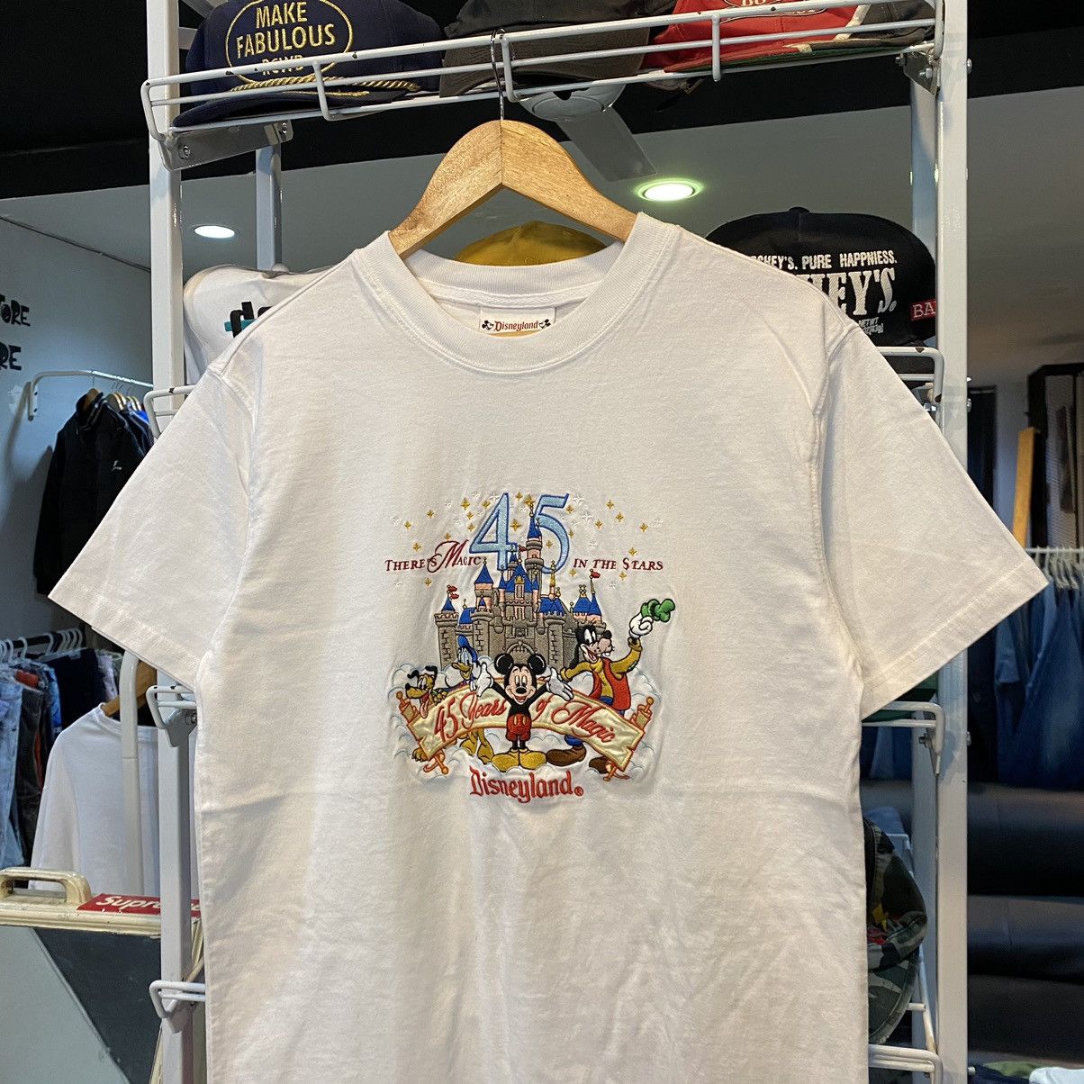 Disney VTG Rare OG 90s Disneyland 45 Years Of Magic USA L Size US L / EU 52-54 / 3 - 3 Thumbnail