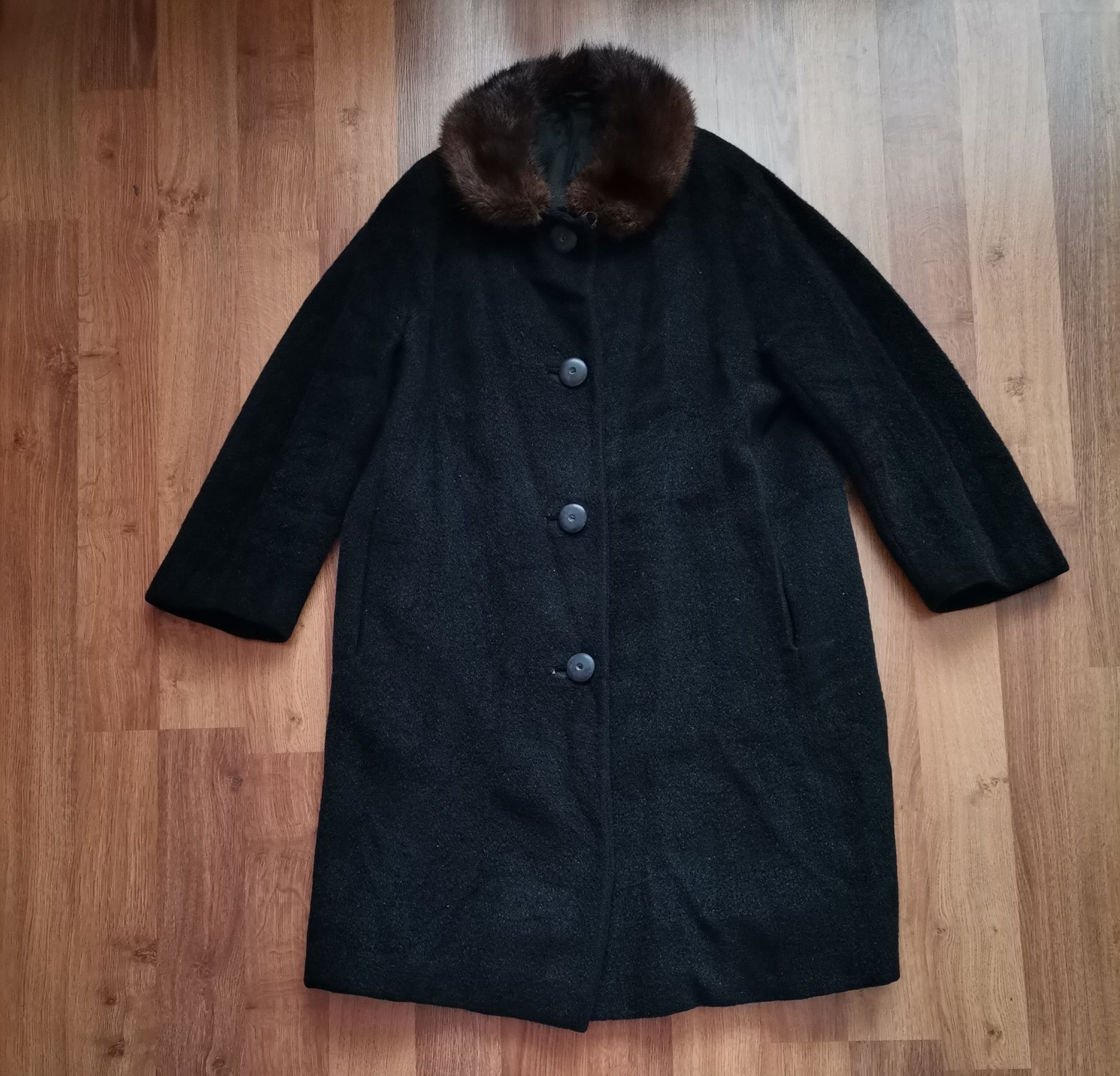 image of Vintage Women's Wool-Fur Coat in Anthracite (Size XL)