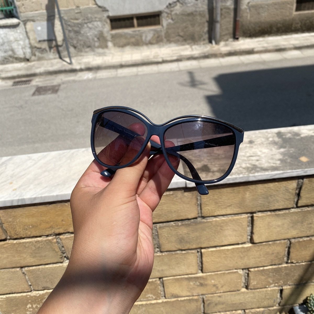 Gucci Gucci GG3155/S Navy Sunglasses With Gold Trim Size ONE SIZE - 5 Thumbnail