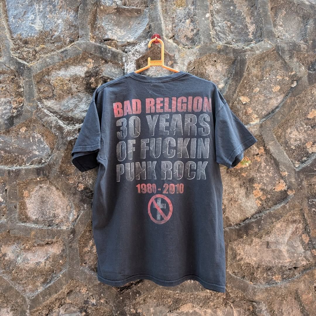 Band Tees × Vintage BAD RELIGION 2010 TSHIRT Size US L / EU 52-54 / 3 - 2 Thumbnail