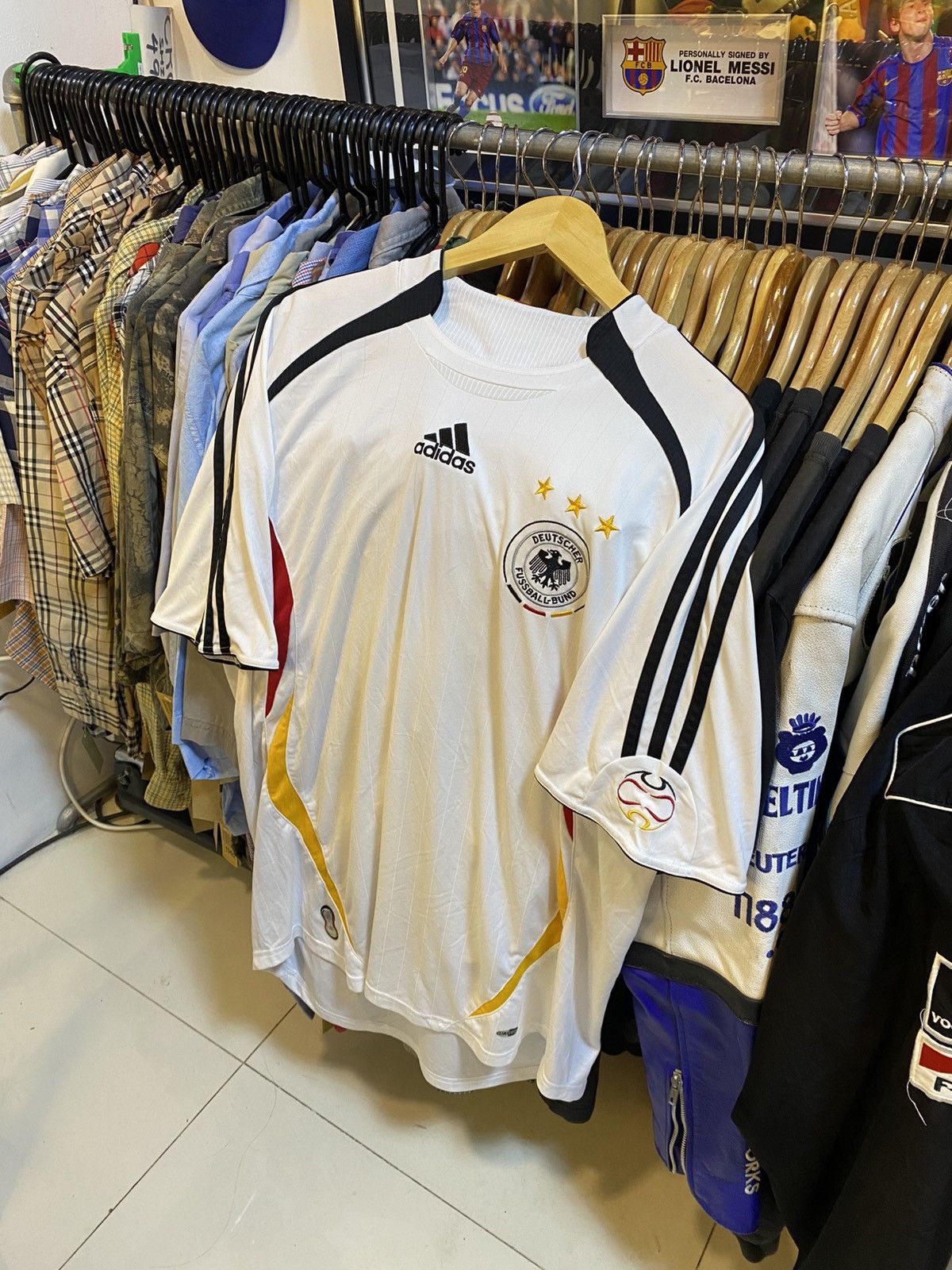 Adidas Adidas Germany National Football Team Home Kit MULLER 21 Size US L / EU 52-54 / 3 - 3 Thumbnail