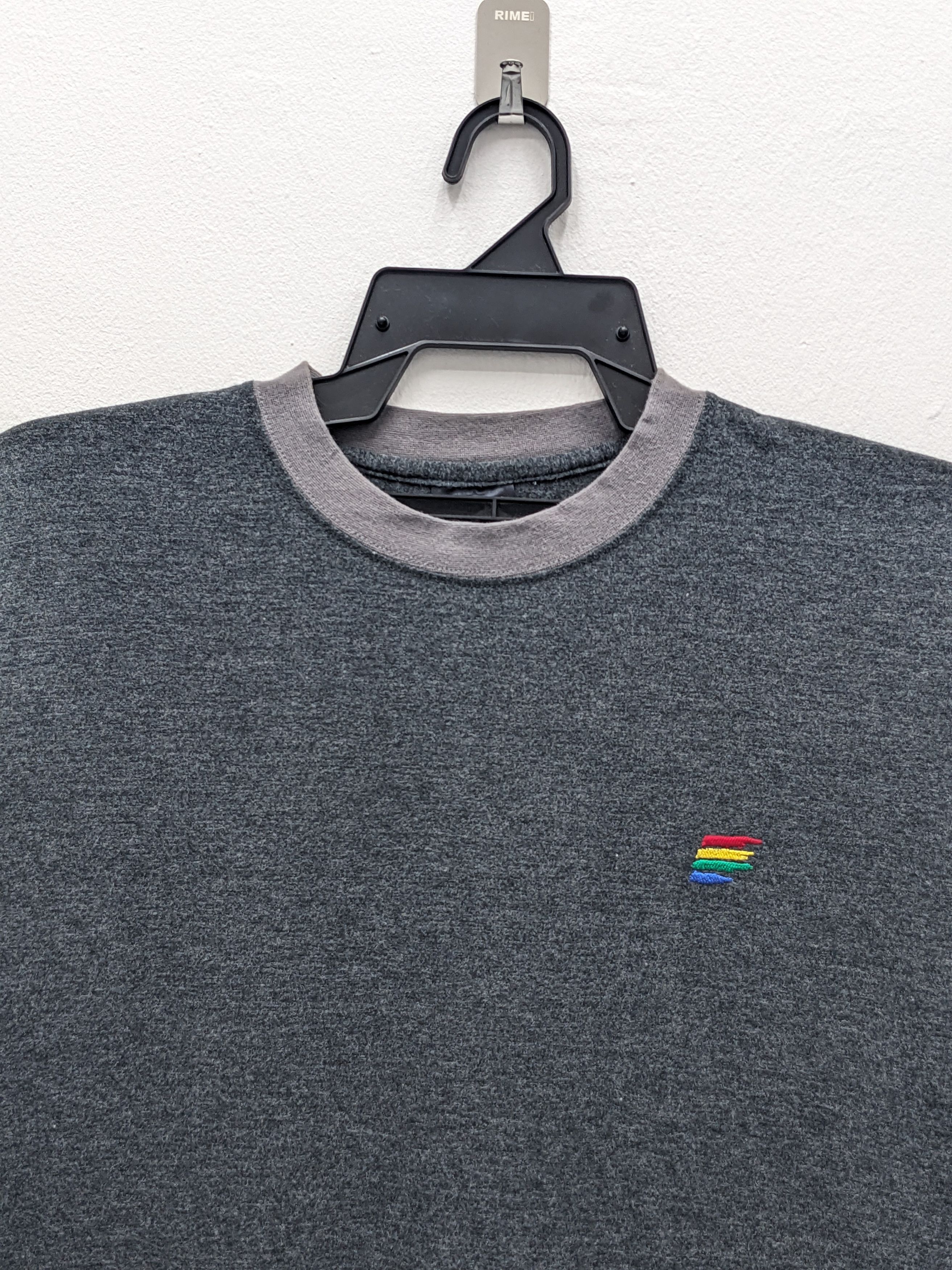 United Colors Of Benetton UNITED COLORS OF BENETTON TSHIRT Size US M / EU 48-50 / 2 - 3 Thumbnail