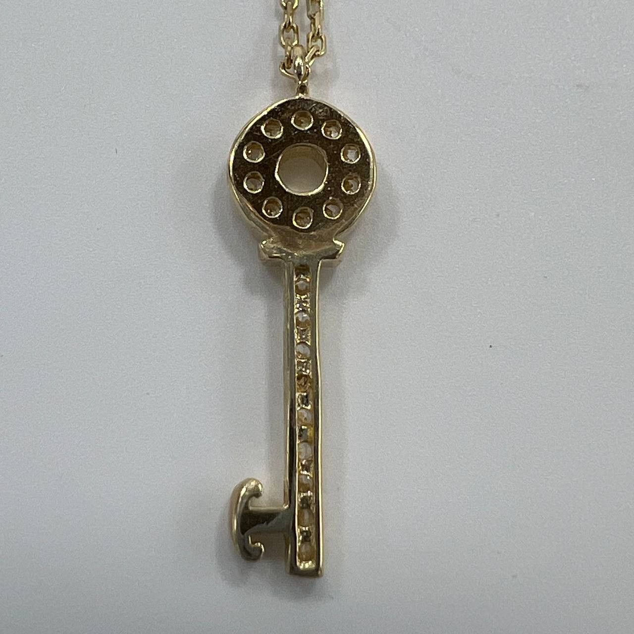 Other New Elegant 14K Solid Gold Necklace Italy- Key Pendant 1.6g Size ONE SIZE - 5 Thumbnail