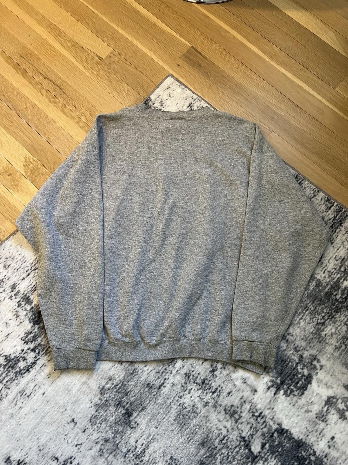 Nike 90s Nike Air Embroidered Crewneck Size XL Size US XL / EU 56 / 4 - 8 Thumbnail