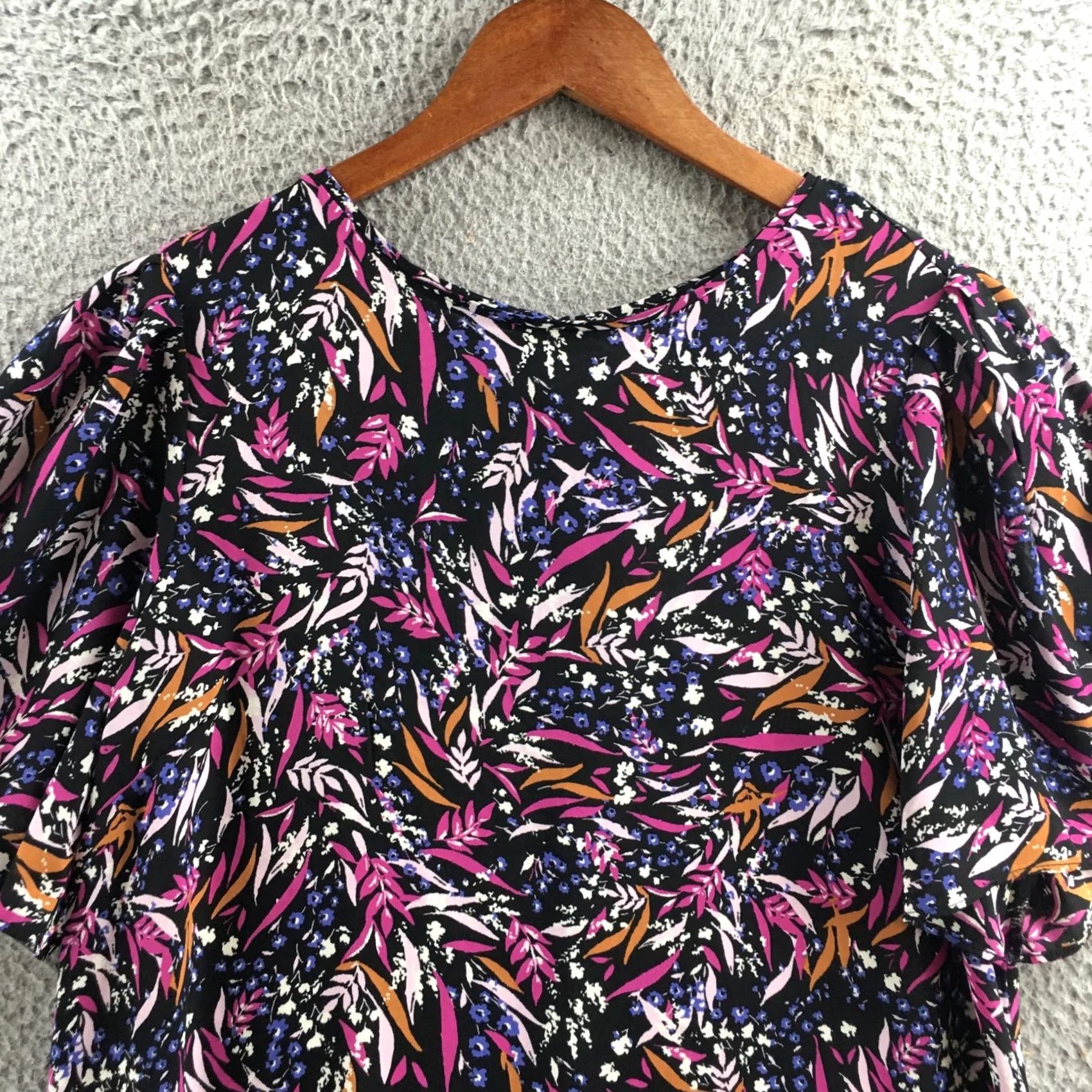 Ann Taylor Ann Taylor Factory Blouse Womens Medium Multicolor Short Sleeve Round Neck Top Shirt Size M / US 6-8 / IT 42-44 - 2 Thumbnail