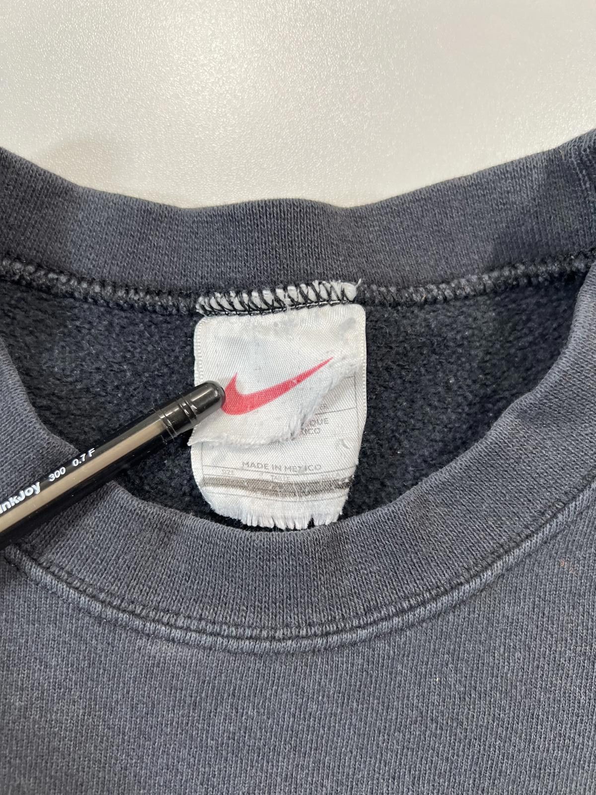 Nike Vintage Nike Black Crewneck Sweatshirt S Size US S / EU 44-46 / 1 - 3 Thumbnail