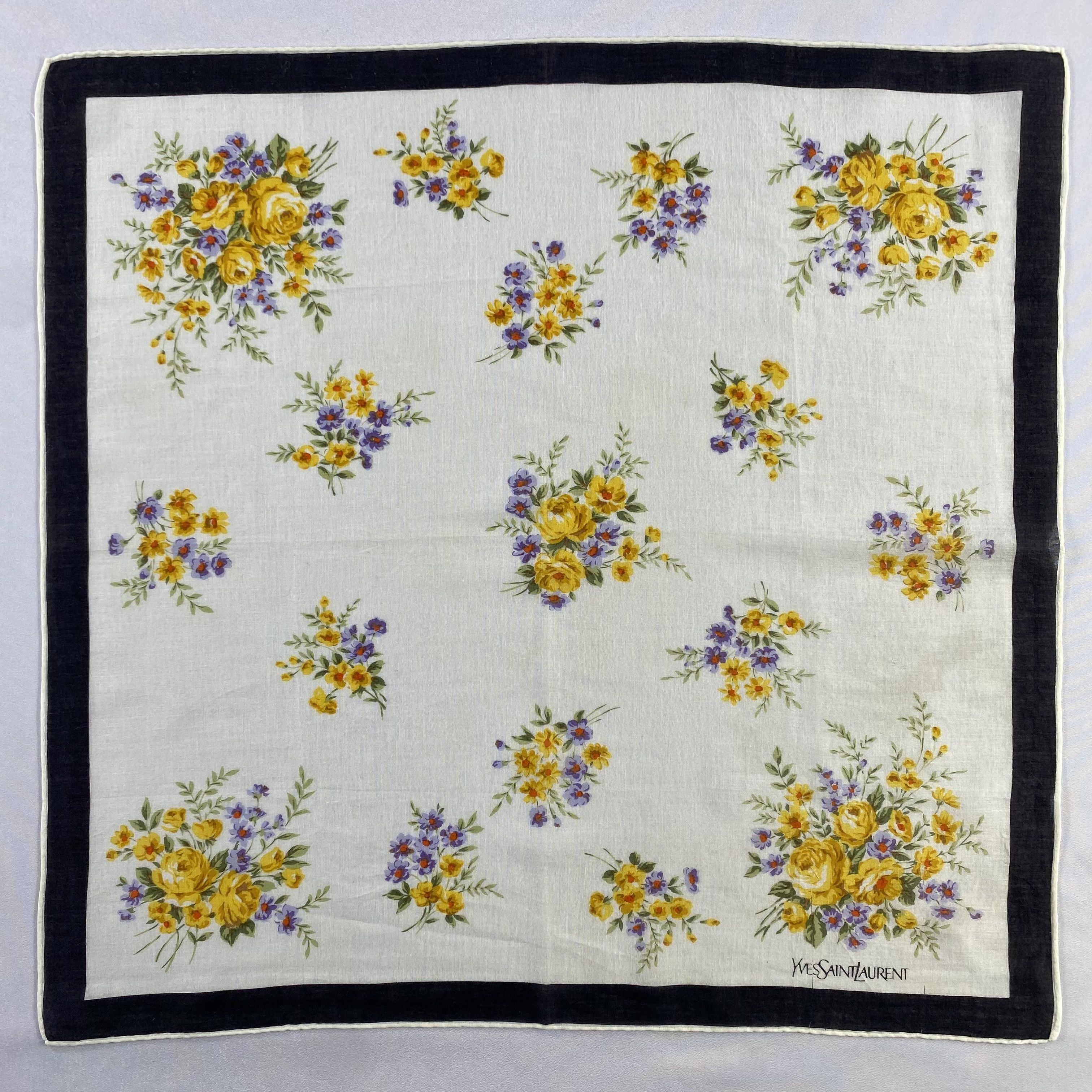 Vintage Yves Saint Laurent Bandana/ Handkerchief / Neckerchief-P1675 Size ONE SIZE - 1 Thumbnail