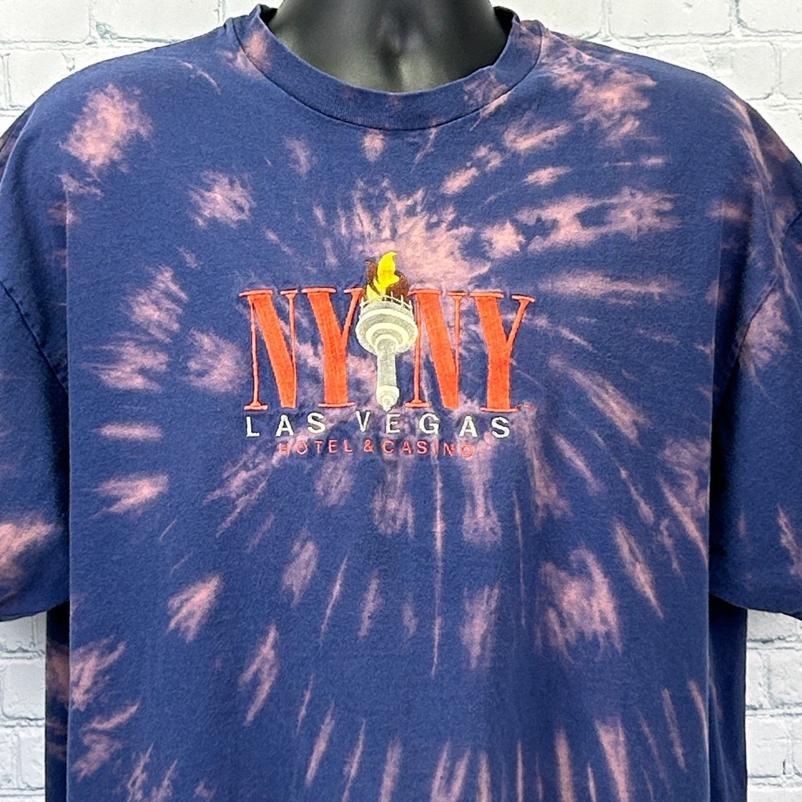 Vintage Vintage 90s New York NY Casino Las Vegas T Shirt Blue 2XL Size US XXL / EU 58 / 5 - 1 Thumbnail