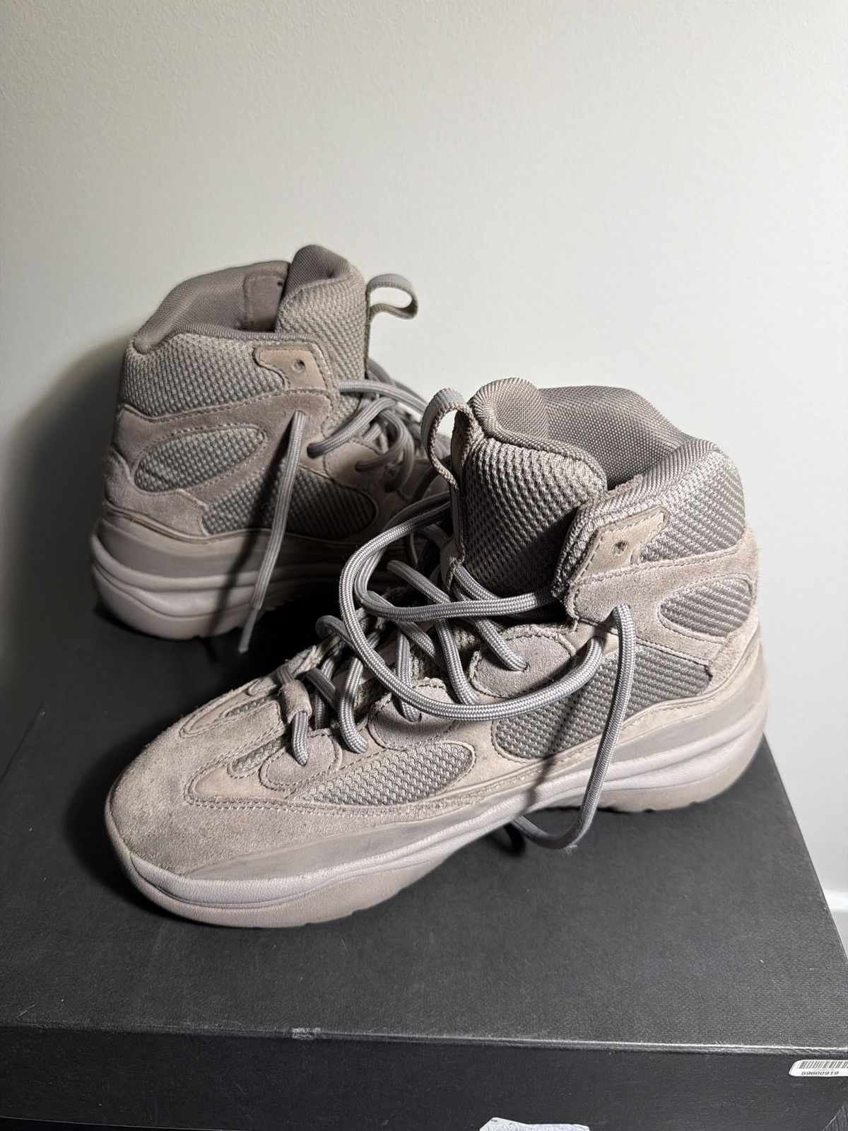 Yeezy Yeezy boots season 7 cinder Size US 8 / EU 41 - 2 Thumbnail