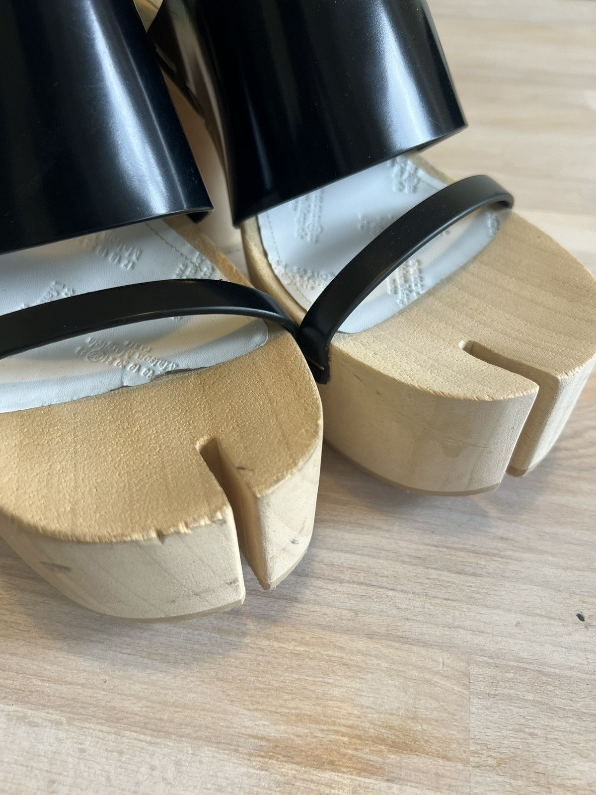 Maison Margiela Maison Margiela Tabi Strap Platform Pump Transparent Wood Size US 10 / IT 40 - 8 Thumbnail