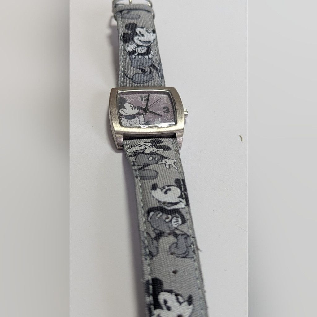 Disney Disney Mickey Mouse Watch Genuine Leather Band New Battery Size ONE SIZE - 9 Thumbnail