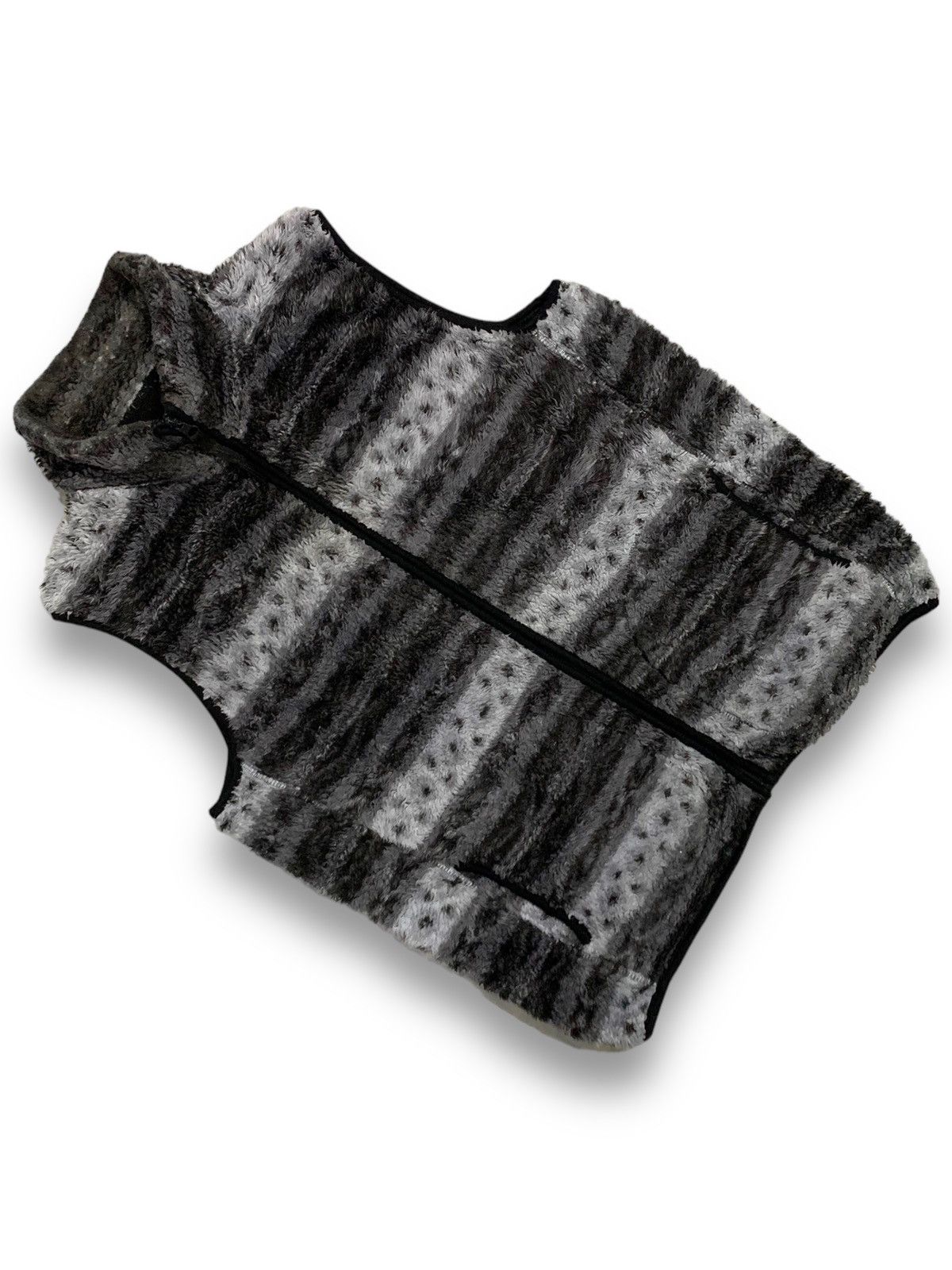 Japanese Brand Japanese Brand Shiny Ripple Navajo Fleece Vest Size US M / EU 48-50 / 2 - 4 Thumbnail