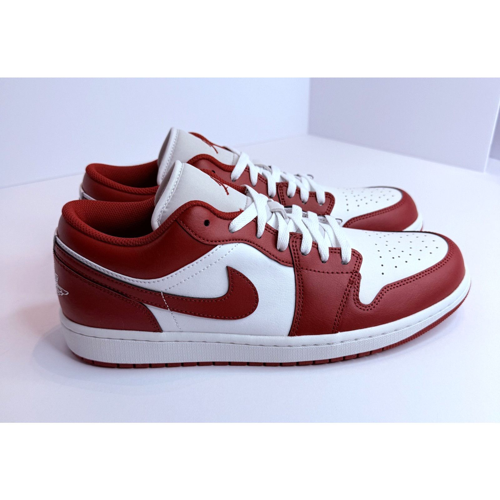 Nike Air Jordan 1 Low Summit White/Varsity Red 12.5M(08) Size US 12.5 / EU 45-46 - 3 Thumbnail