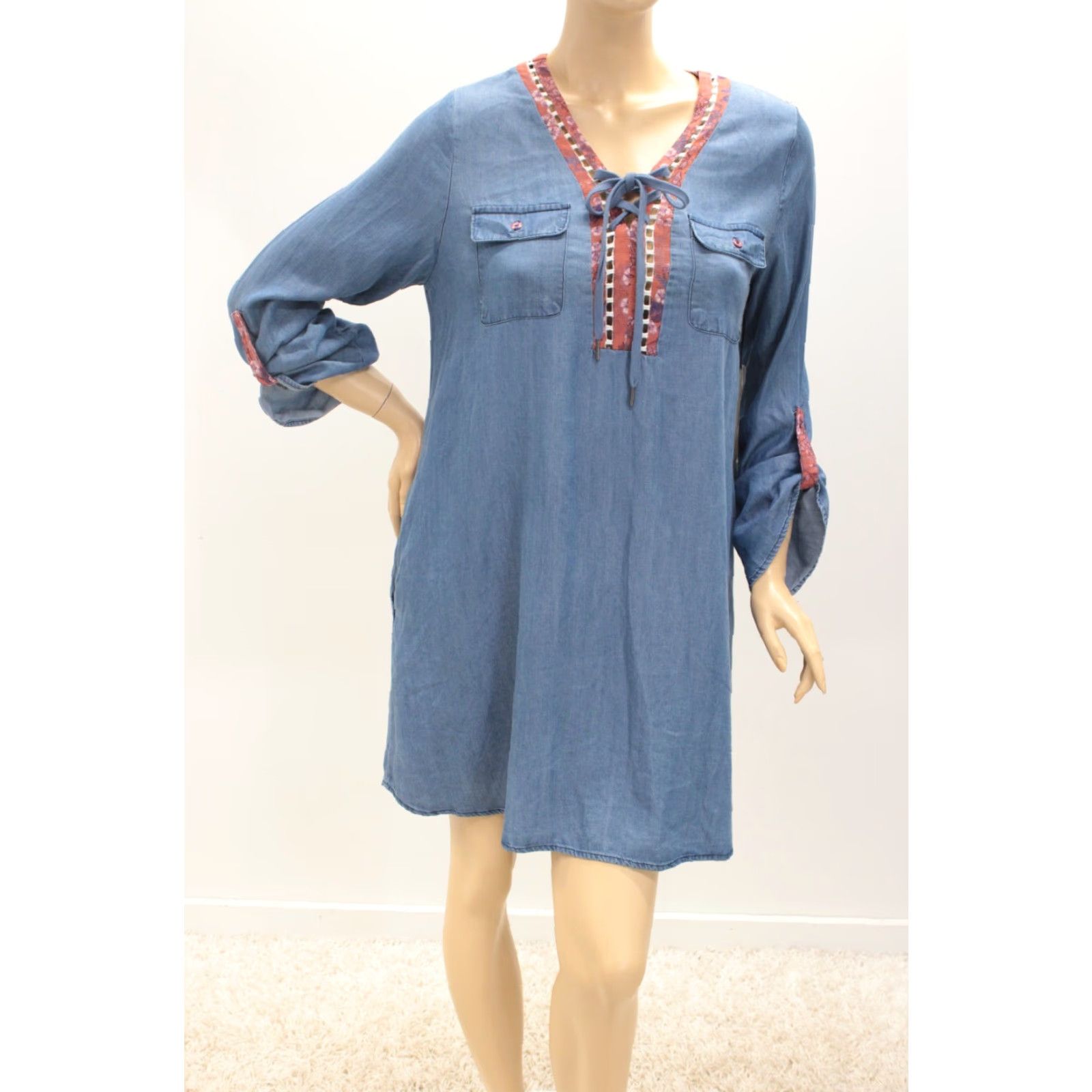 Vintage CRIMSON IN GRACE Dress Women's Medium Blue Denim Tab Sleeve V Neck Boho Tunic Size M / US 6-8 / IT 42-44 - 6 Thumbnail