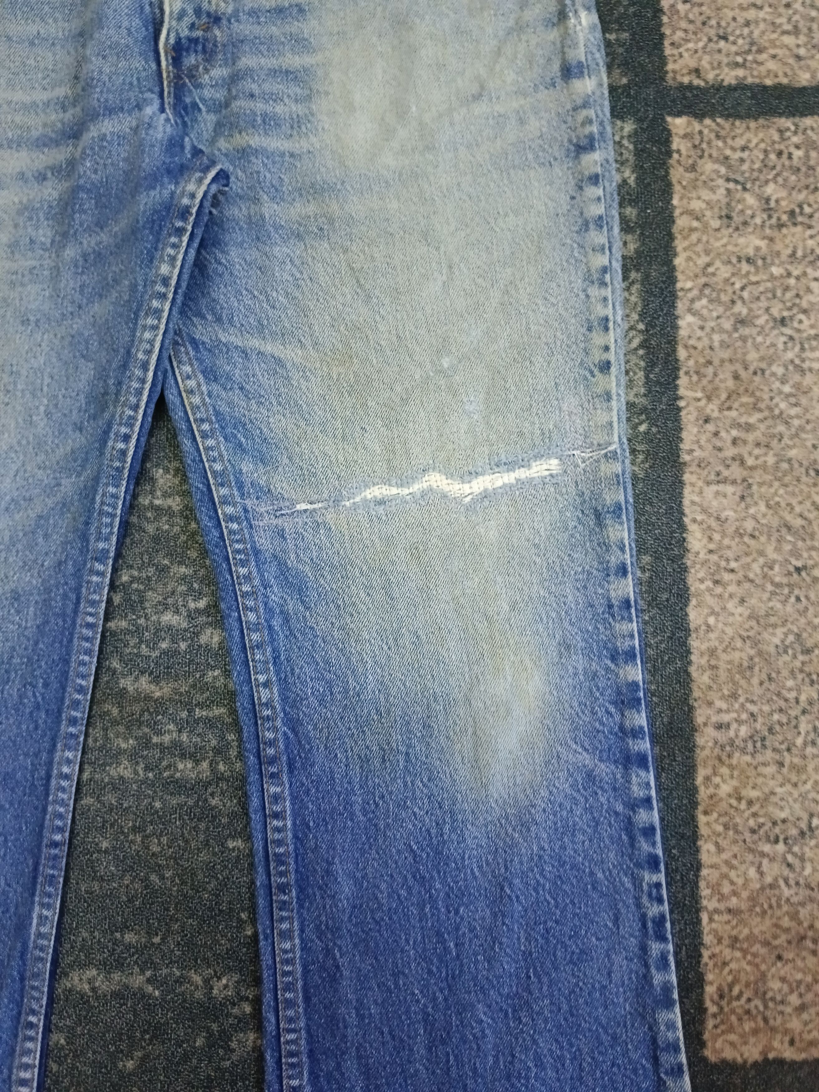 Levi's Vintage Clothing VINTAGE 90s WIDE LEG BOOCUT 517 LEVIS DISTRESSED Size US 35 - 6 Thumbnail