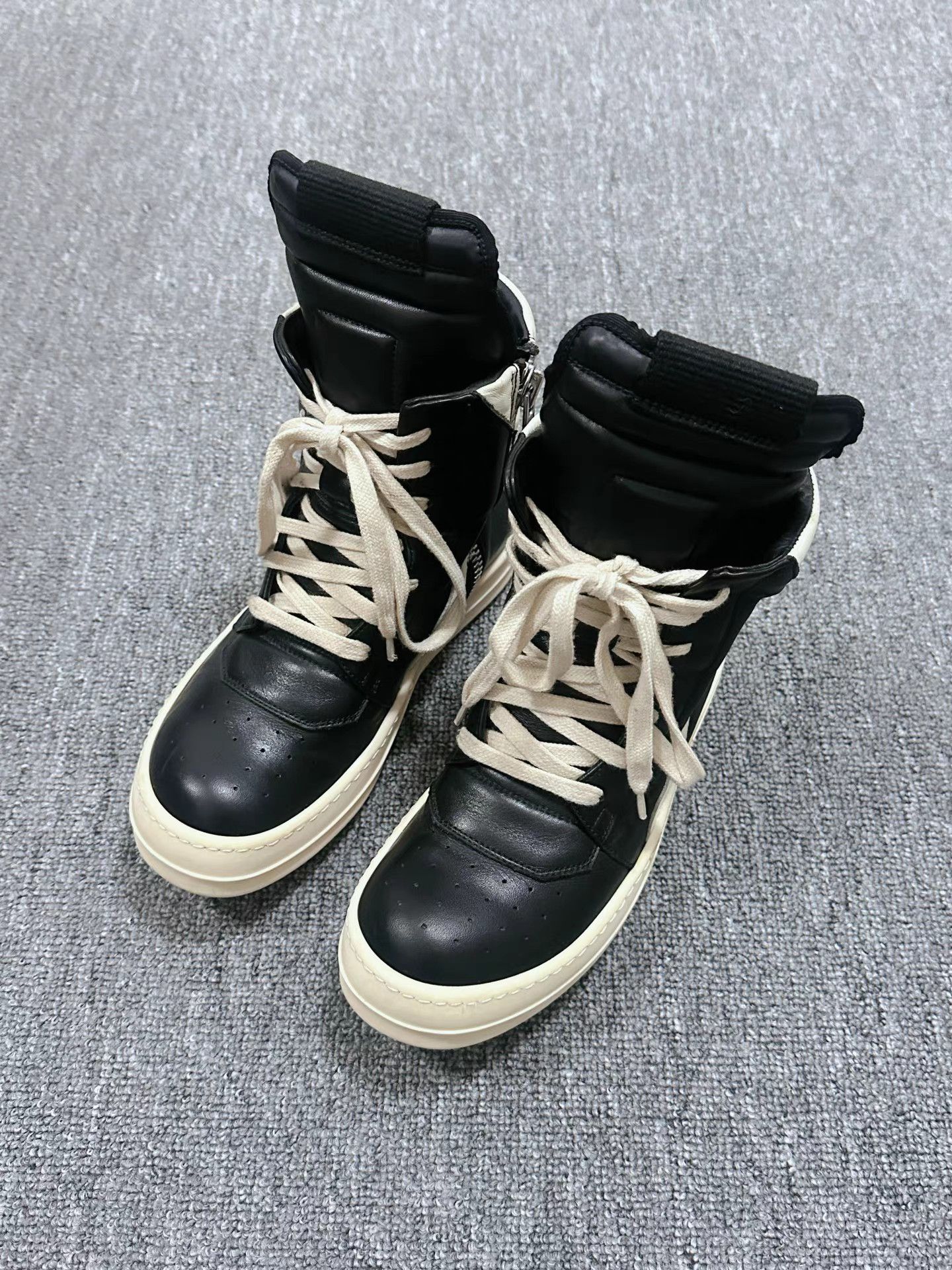 Rick Owens Rick Owens mainline Reverse Triangle sneakers Size US 5.5 / IT 35.5 - 2 Thumbnail